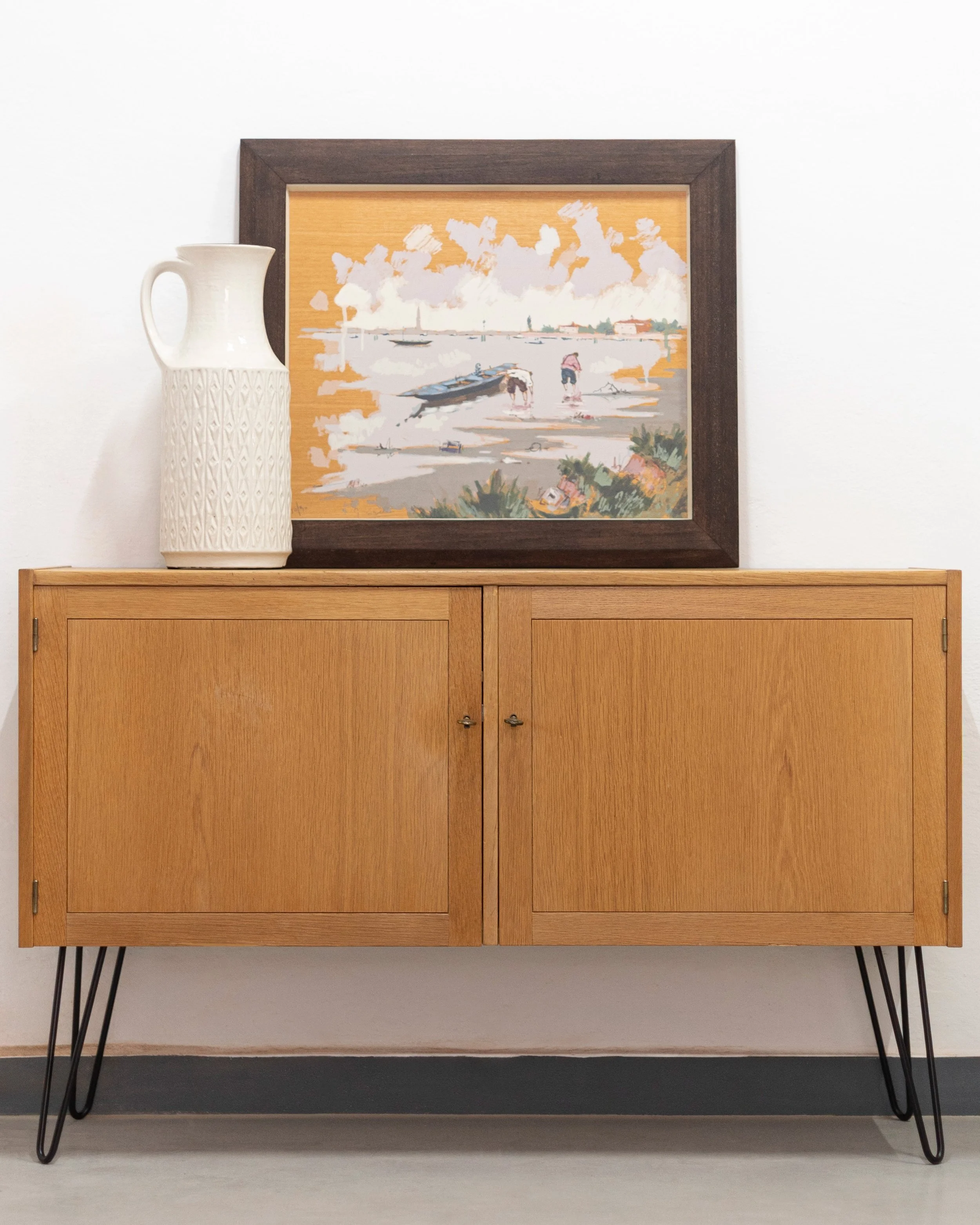 TROEDS Sideboard mit Hairpin Legs