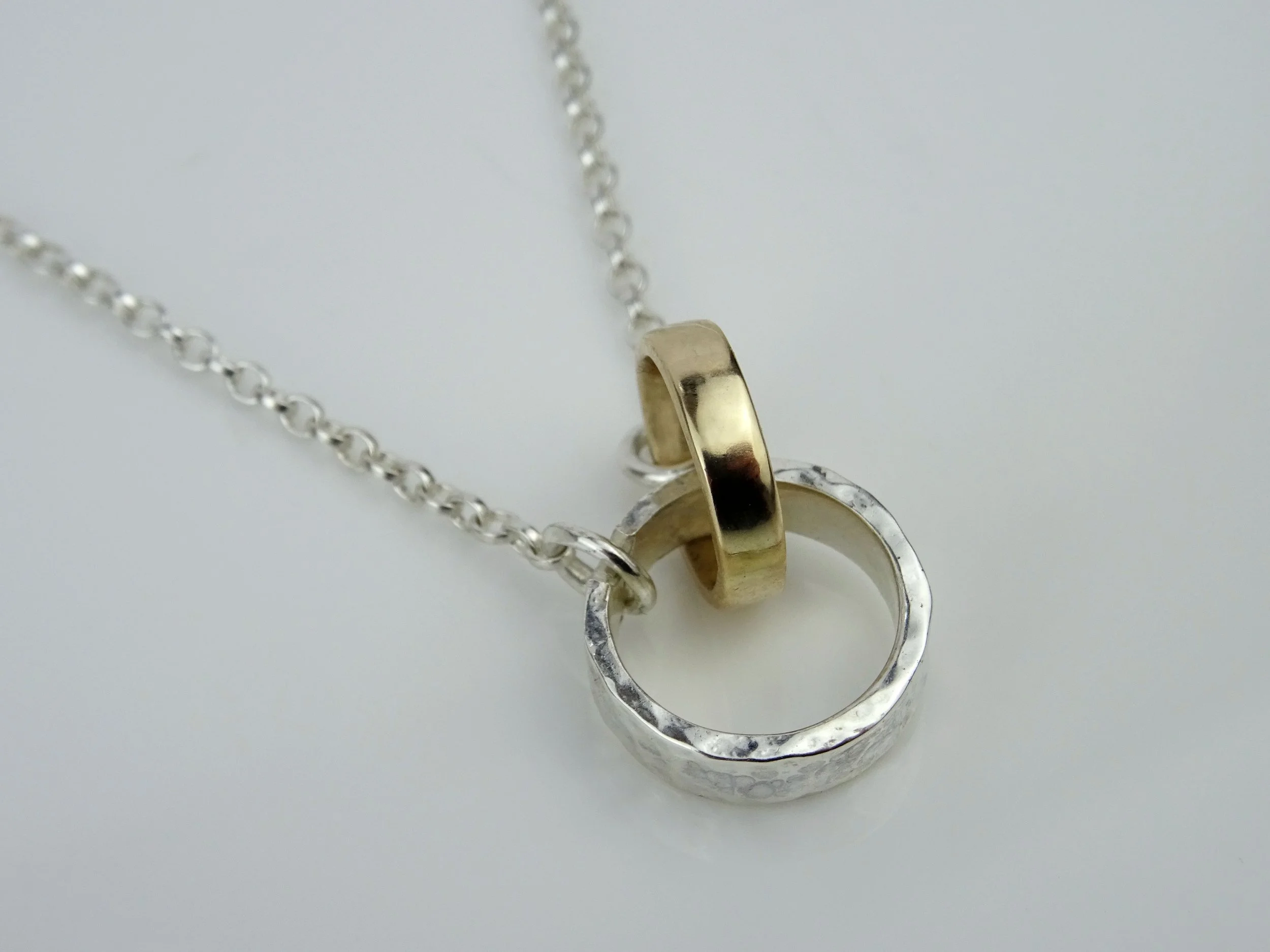Sistaa Necklace 9ct size.jpg