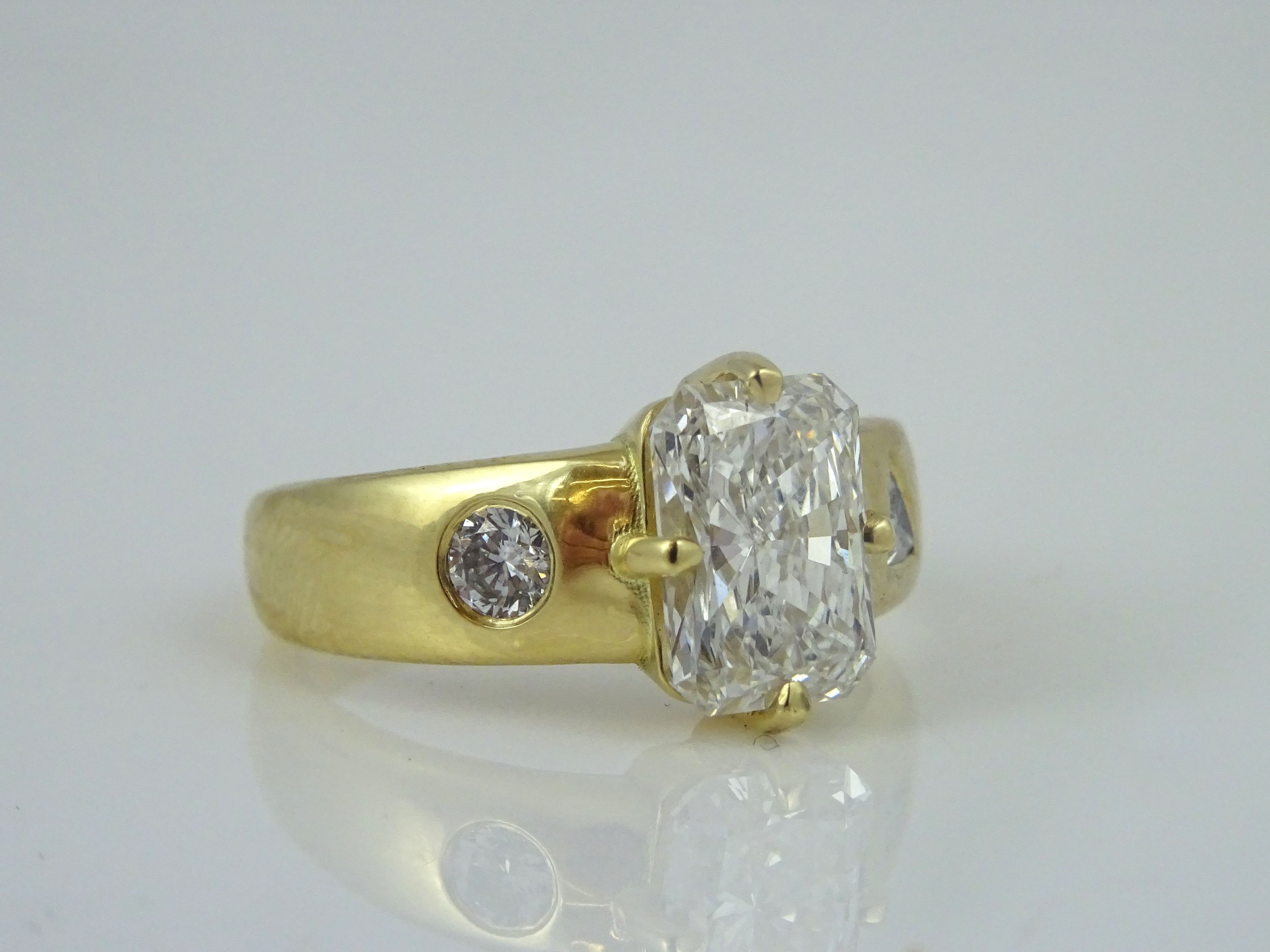 bespoke_engagement_ring_design_dundee_scotland