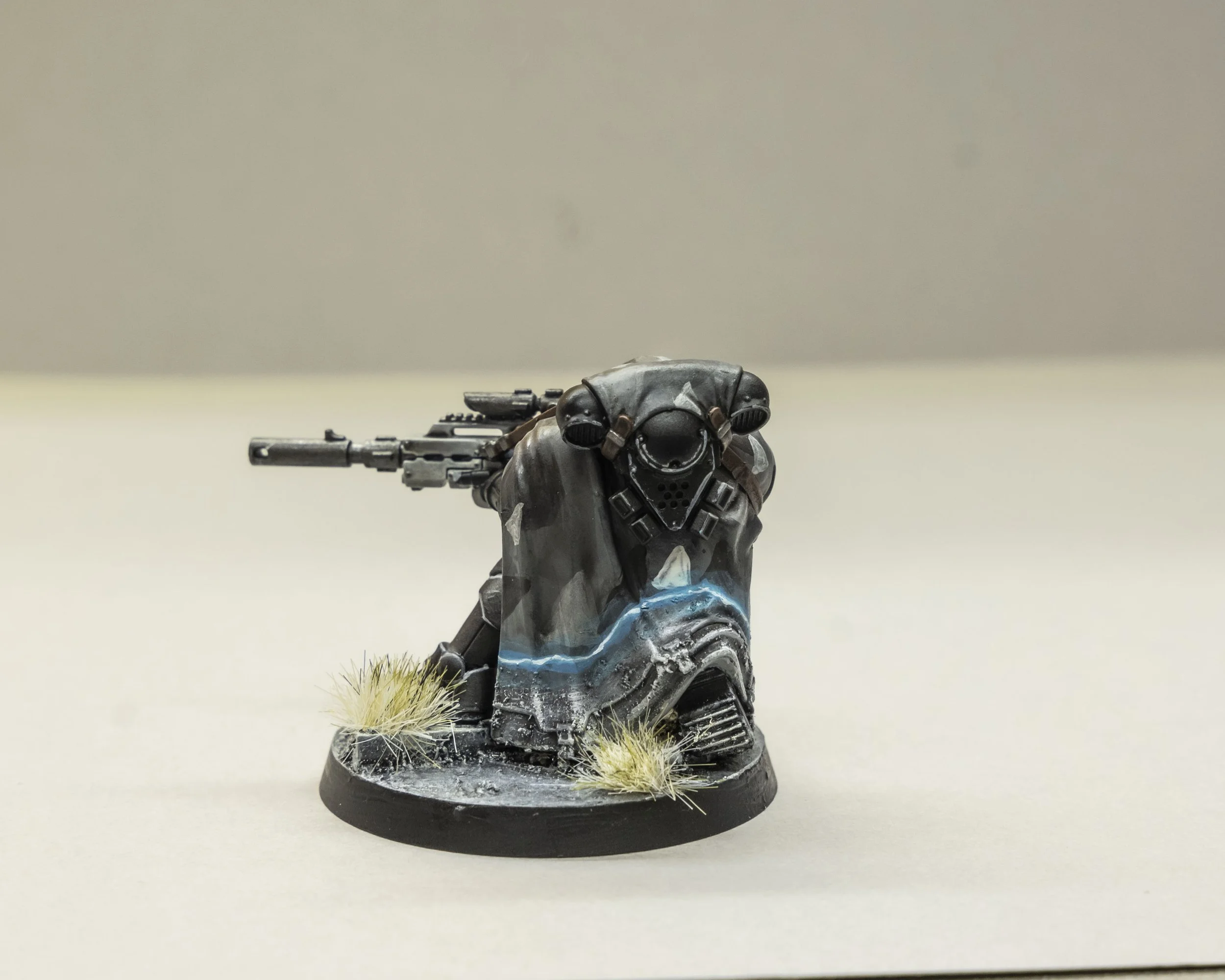 How To Paint Iron Hands Eliminators With Active Camo — POZ STUDIO