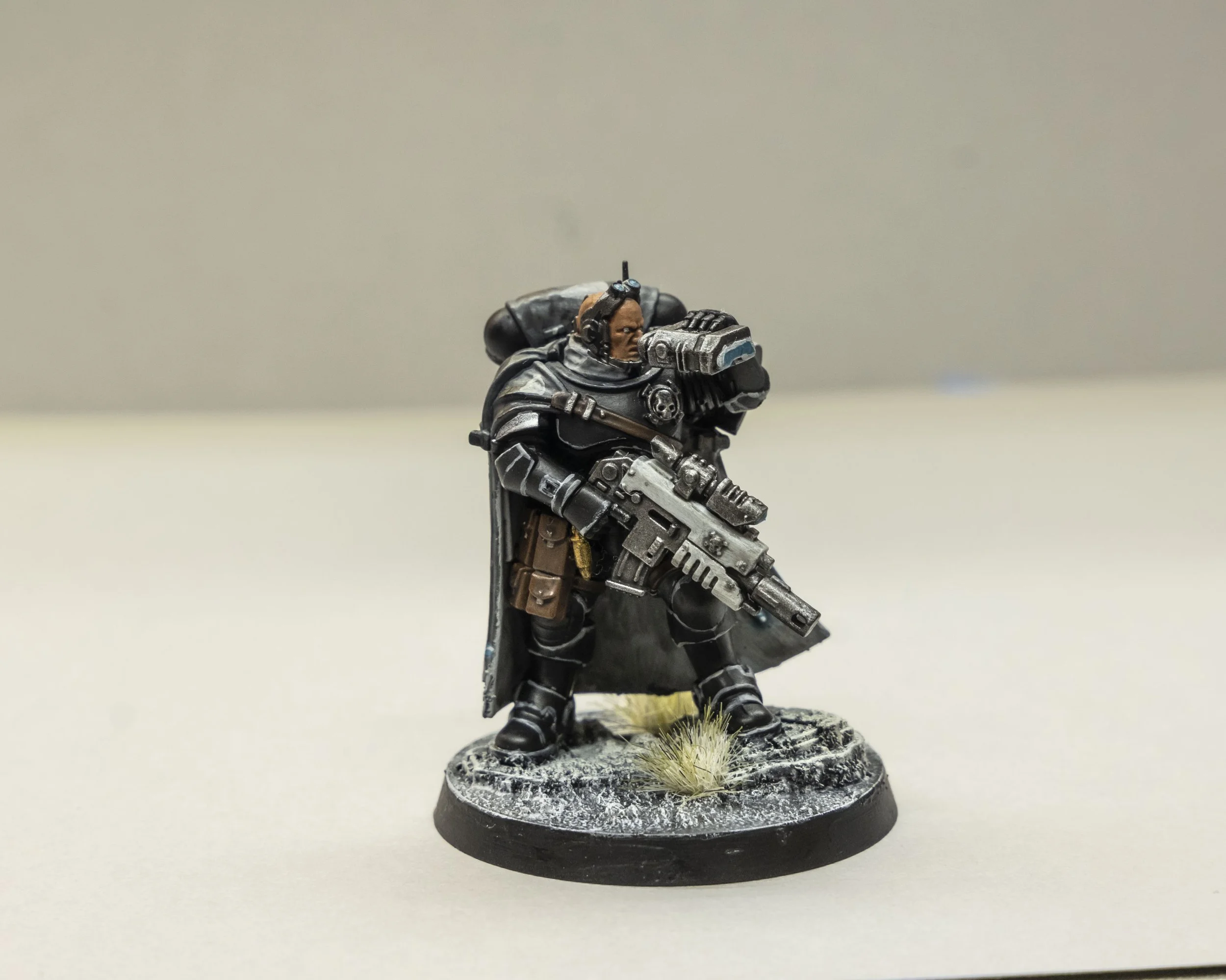 How To Paint Iron Hands Eliminators With Active Camo — Luigi Pozella