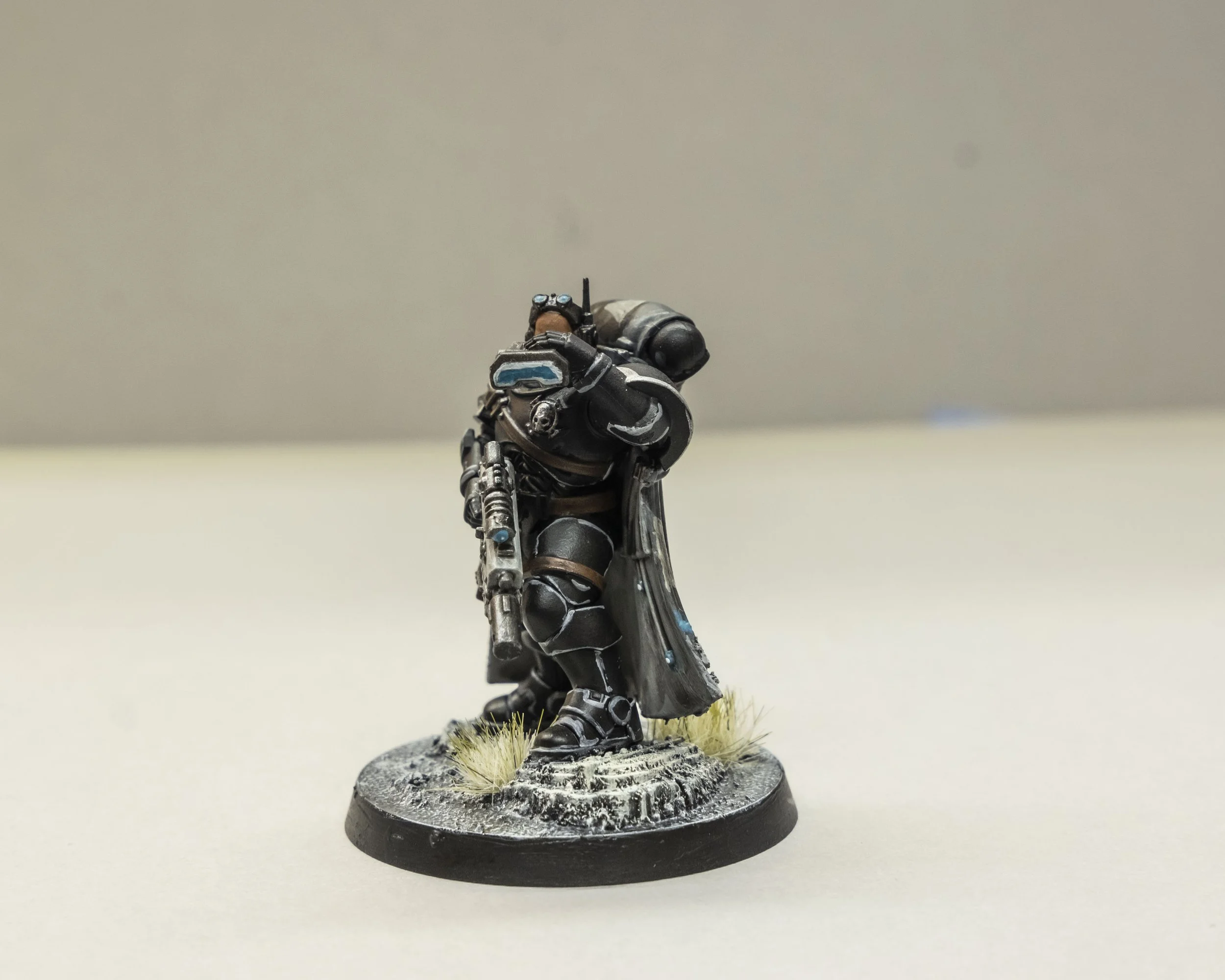 How To Paint Iron Hands Eliminators With Active Camo — Luigi Pozella
