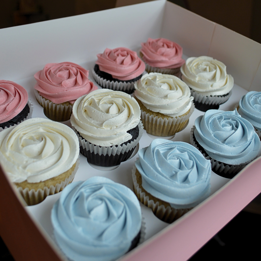 #123. These are red, white and blue rosette cupcakes.