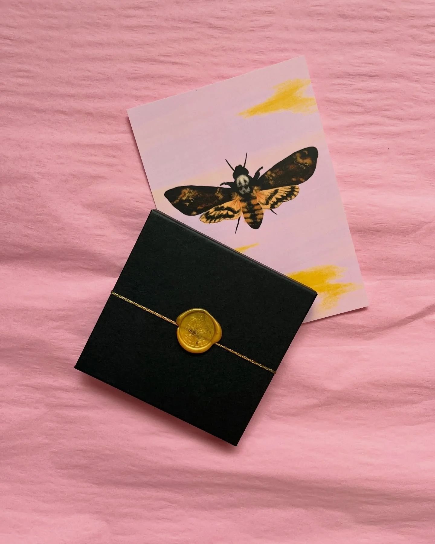 All of the pieces from my Talismans for the End Times collection come with special packaging. Only a few of the cig brooches left 🥲