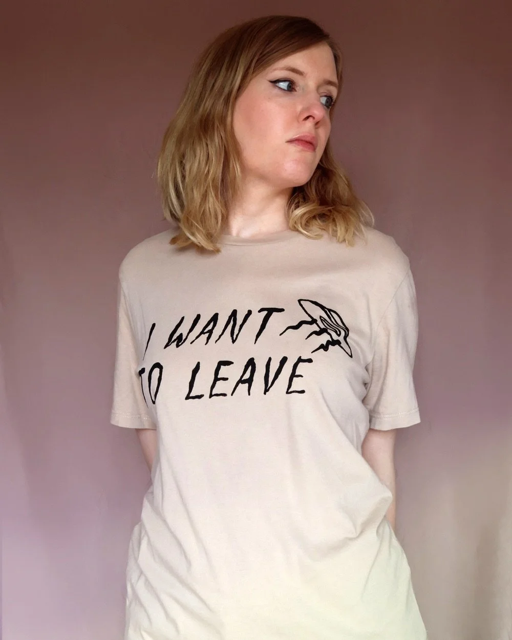 I WANT TO LEAVE 🛸 Just two of these shirts left! All my tees are sourced secondhand in like new condition and screen printed by me (this is the most sustainable way I could think to make tees. What am I campaigning for a sustainability award or some