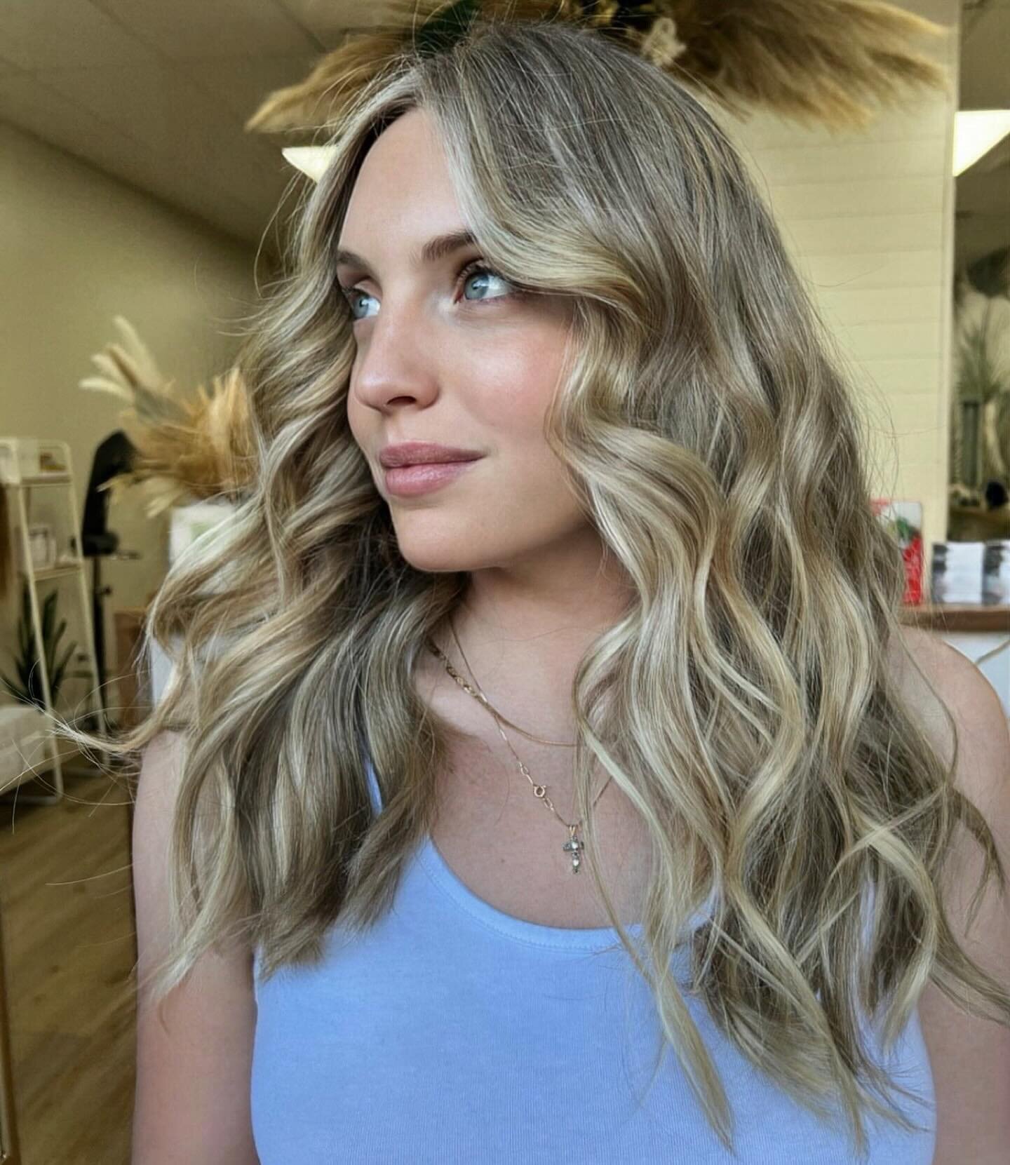 Let&rsquo;s talk about maintaining your custom balayage or highlights! 

Not every appointment needs to be a &ldquo;partial&rdquo; or &ldquo;full&rdquo; blonding session. 

Sometimes, a touch-up with a few highlights around the face or a subtle adjus