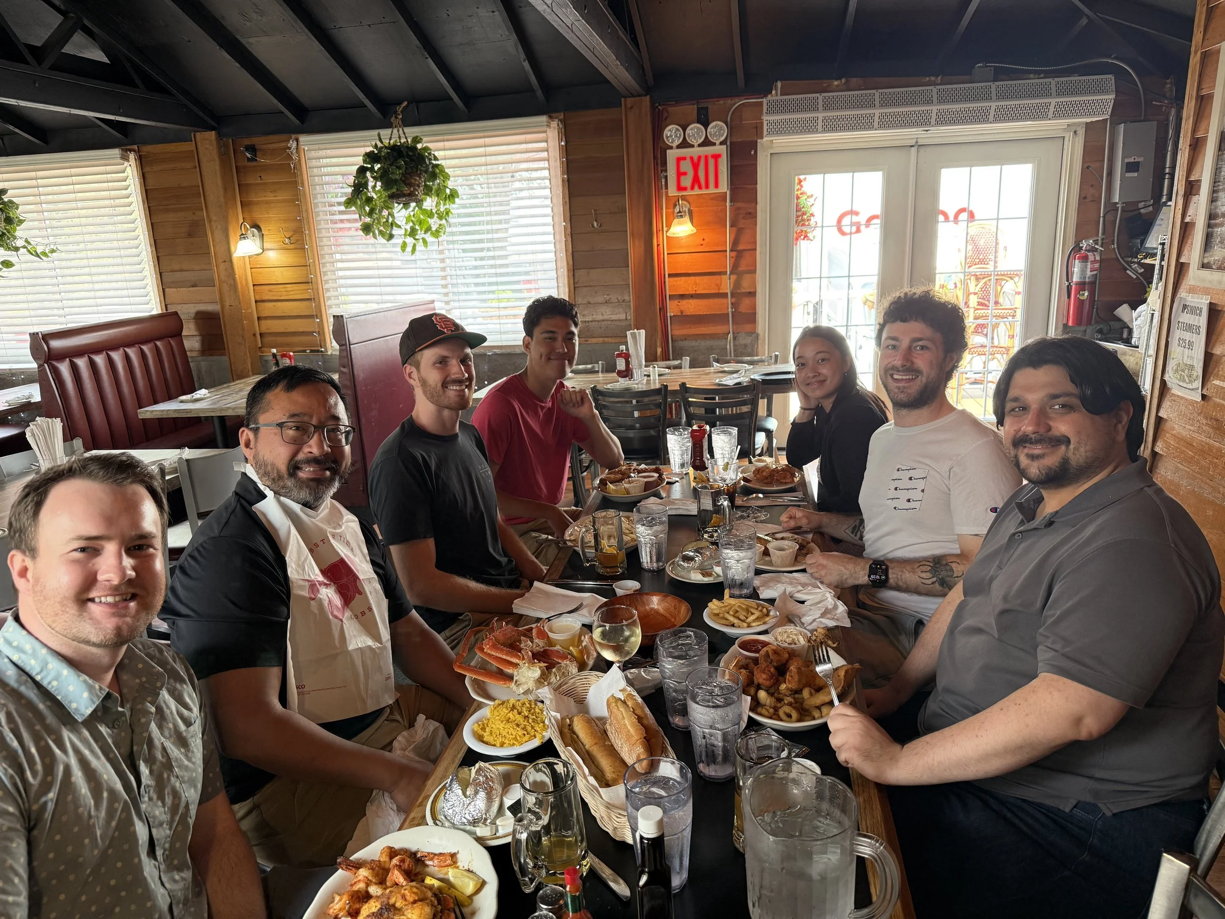 Lab lunch at the Crab Shanty🦀