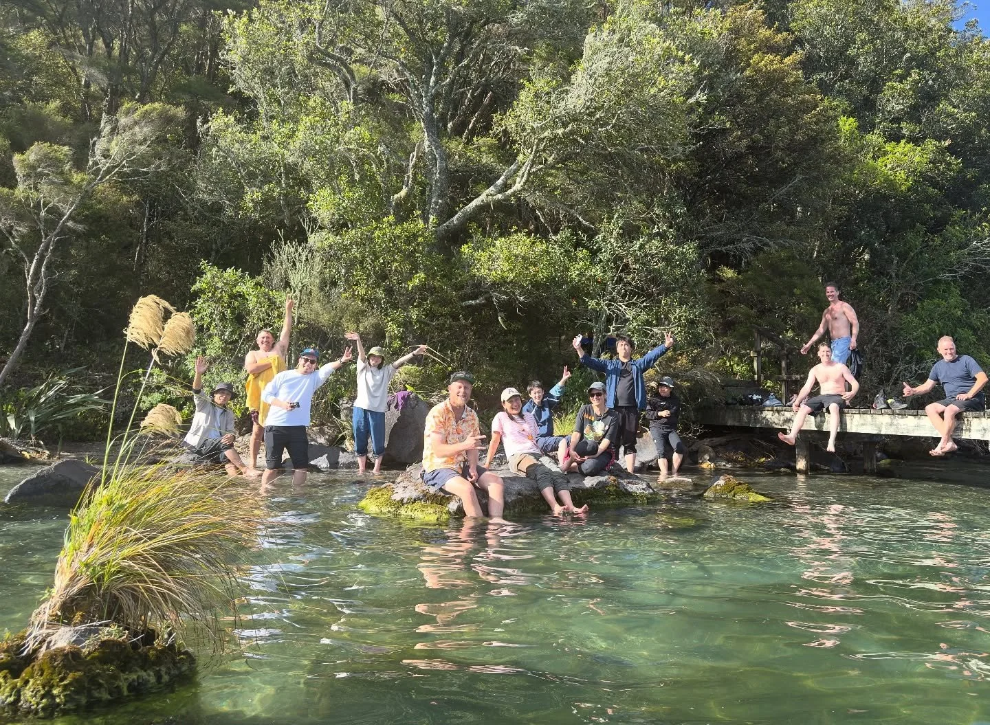 Wrap⚡️🎉😁👌☀️👻
.
We danced between the raindrops and found the blue stuff at JUST the right time! 🦋🐟🐬
.
Big thanks to all the Incredible Kiwis who made this tricky secret delicate project a stunning success🙏🏼
.
@chegone for always finding an e