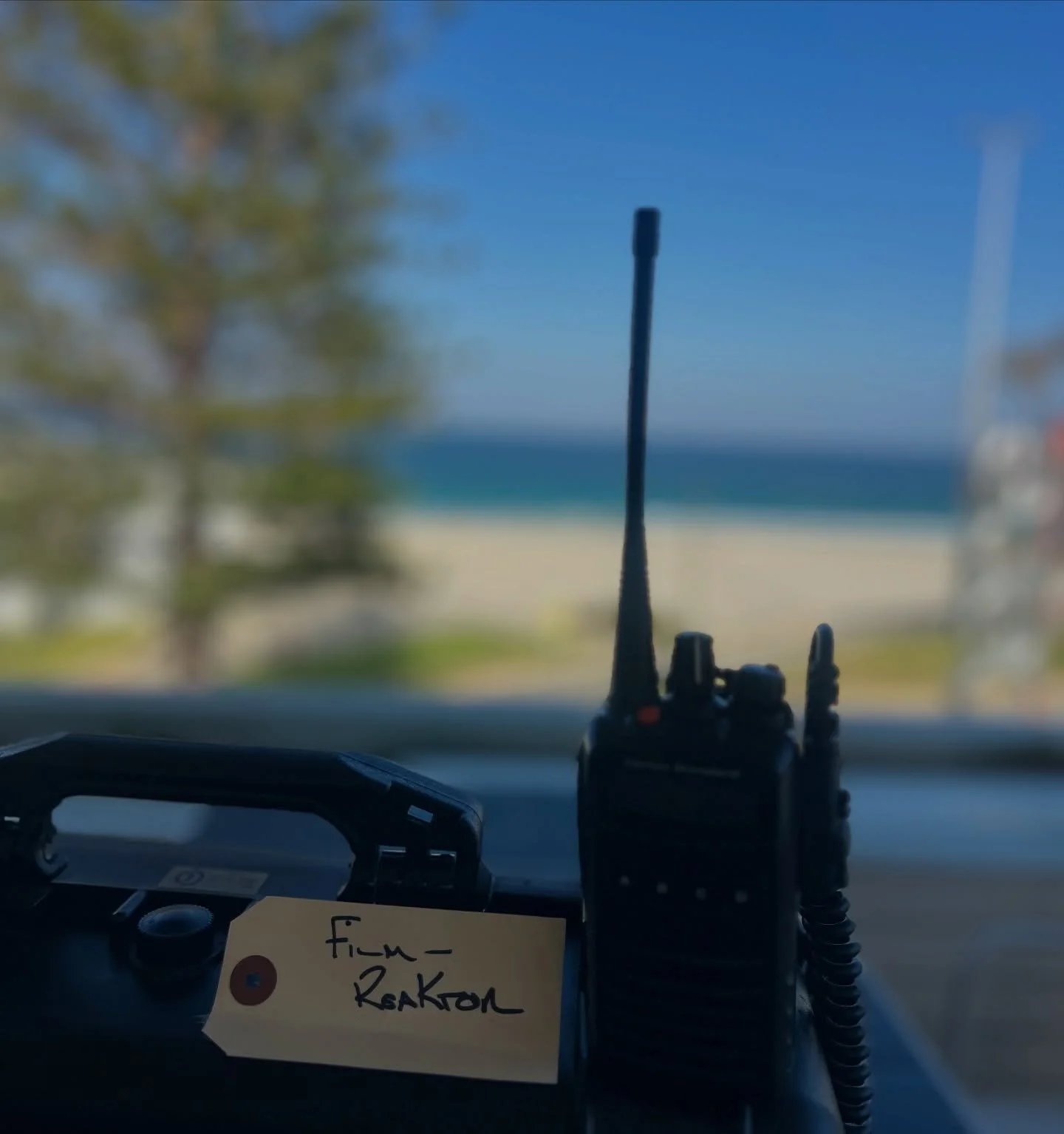 Shoot⚡️😎🎉📸
.
It&rsquo;s Game On again, this time on the edge of the Indian Ocean in Western Australia, where the sunshine is strong and the beaches are stunning 💎
.
w/ @t_k_z @8msmsm8  @sohei_higashi  @akiko.davies @jonasticus 👍🌞