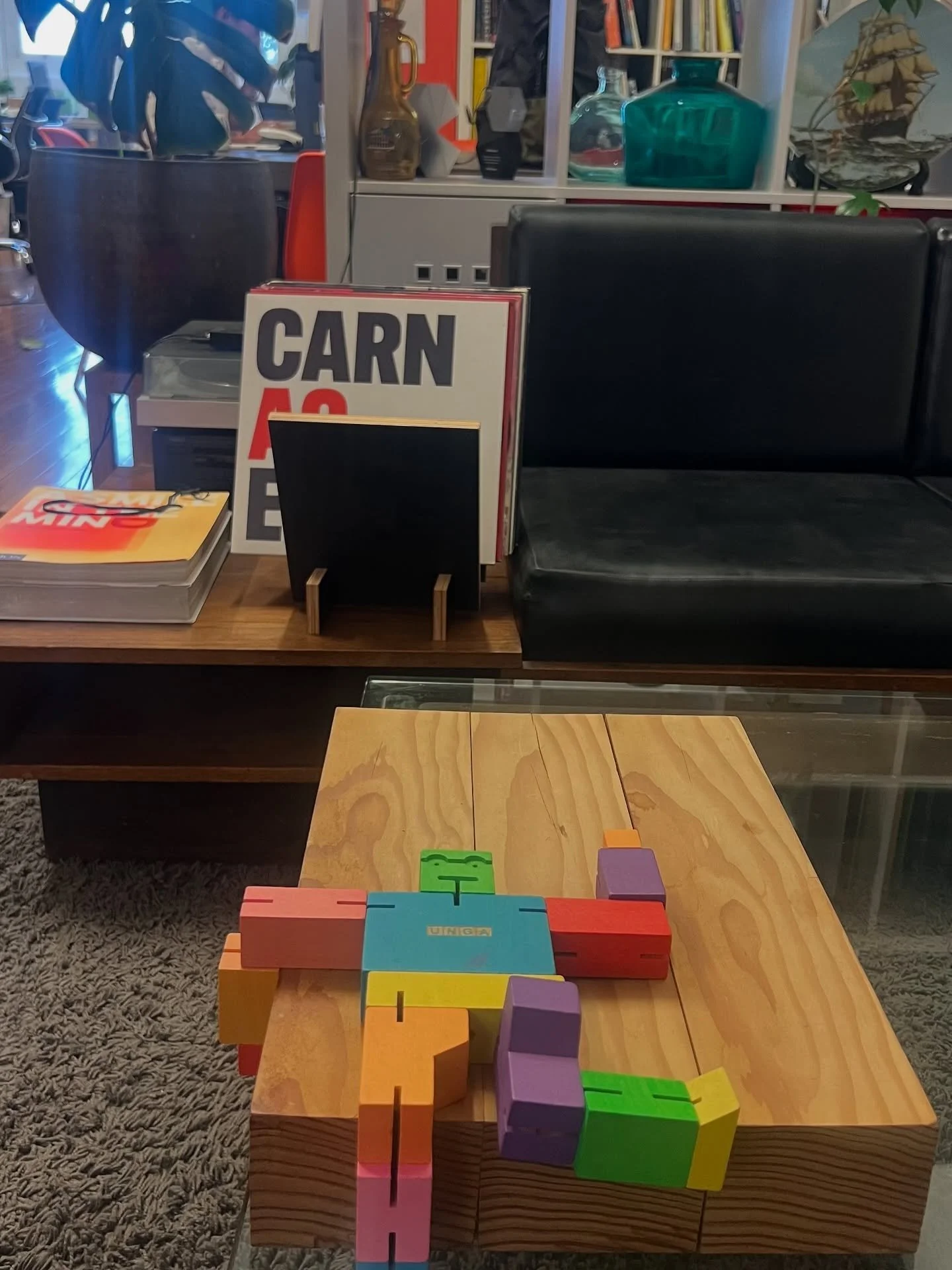 Big Job needs Good Prep 💎😎
.
Office Days make the project ⚡️
#herewego
#lastjoboftheyear 
w/ @yusukeishida @tysonfperkinsdp @threezstore @shun_pi_ @alexbray88 @akiko.davies @jonasticus