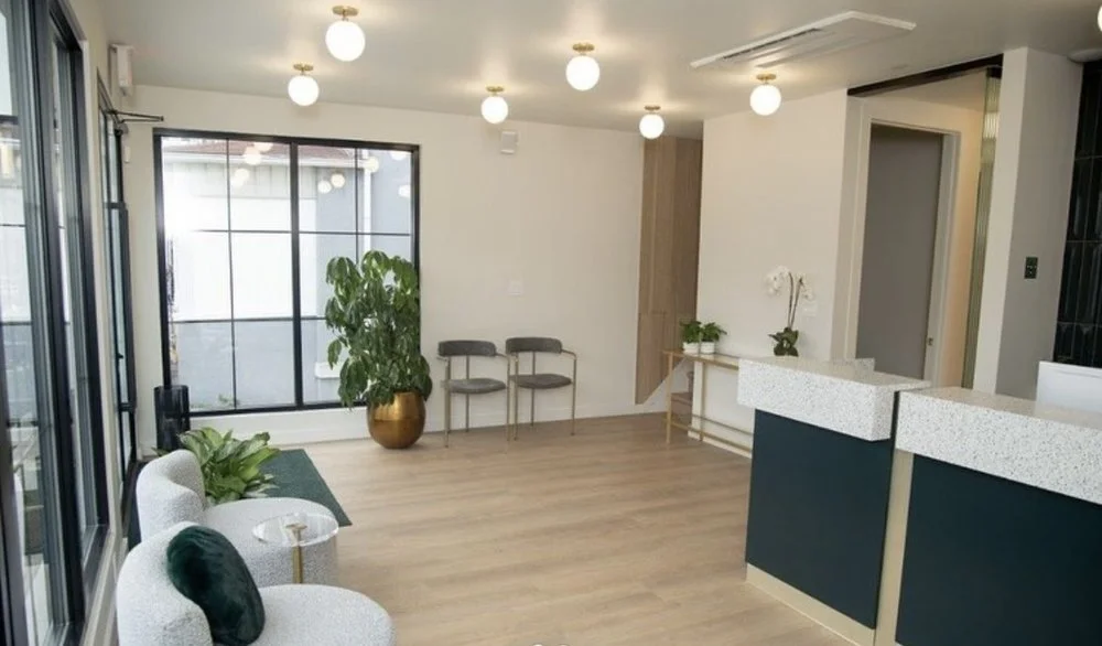 BAYRIDGE, RECEPTION.jpg