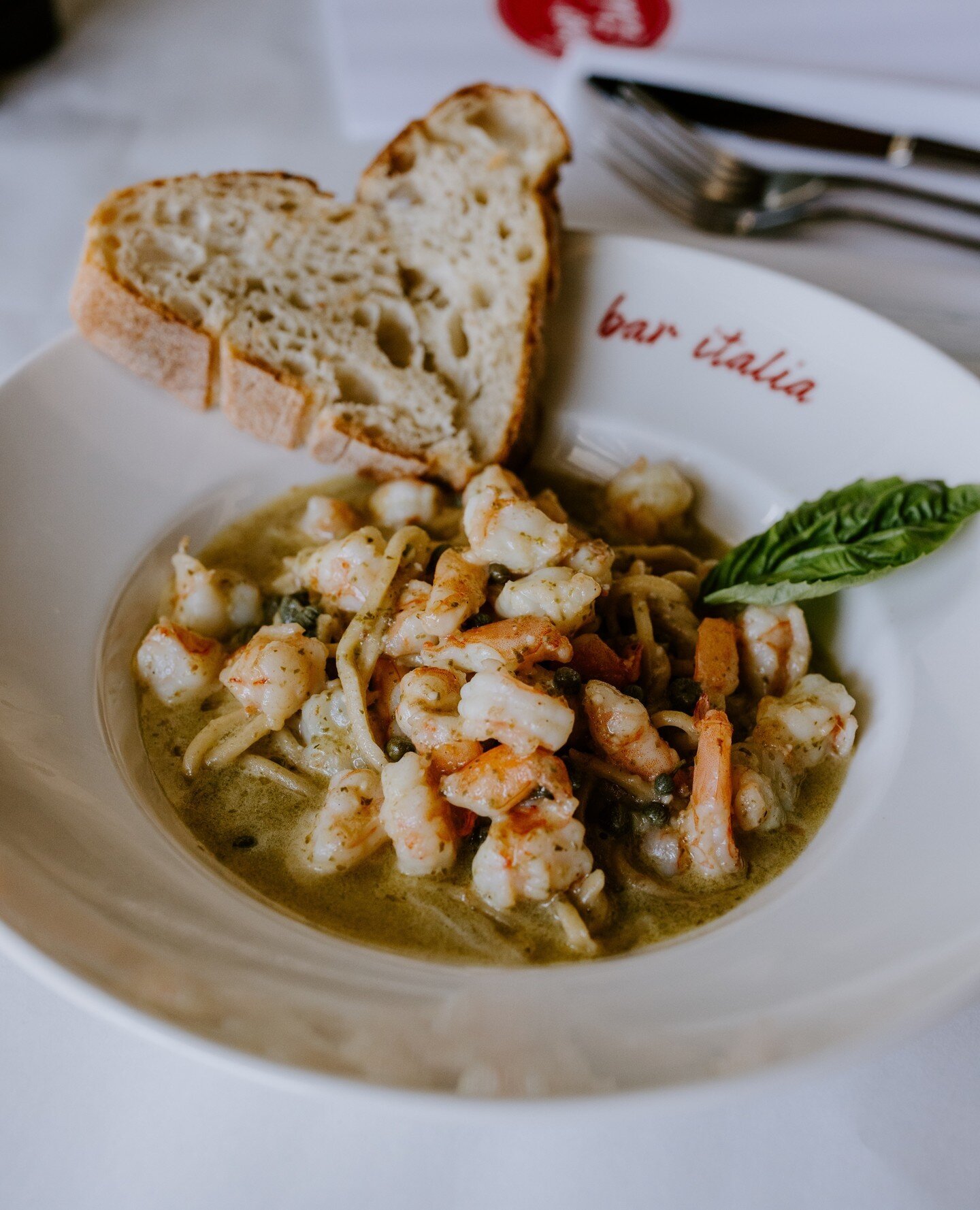 You can always rely on pasta to make your night better🫶⁠
⁠
GULF SHRIMP SPAGHETTI~ fresh gulf shrimp, bagna c&agrave;uda, capers + olive oil.⁠
⁠
.⁠
.⁠
.⁠
.⁠
#baritalia #cleveland #beachwoodohio #lakewoodohio #orlandoflorida #italianfood #italiancuisi