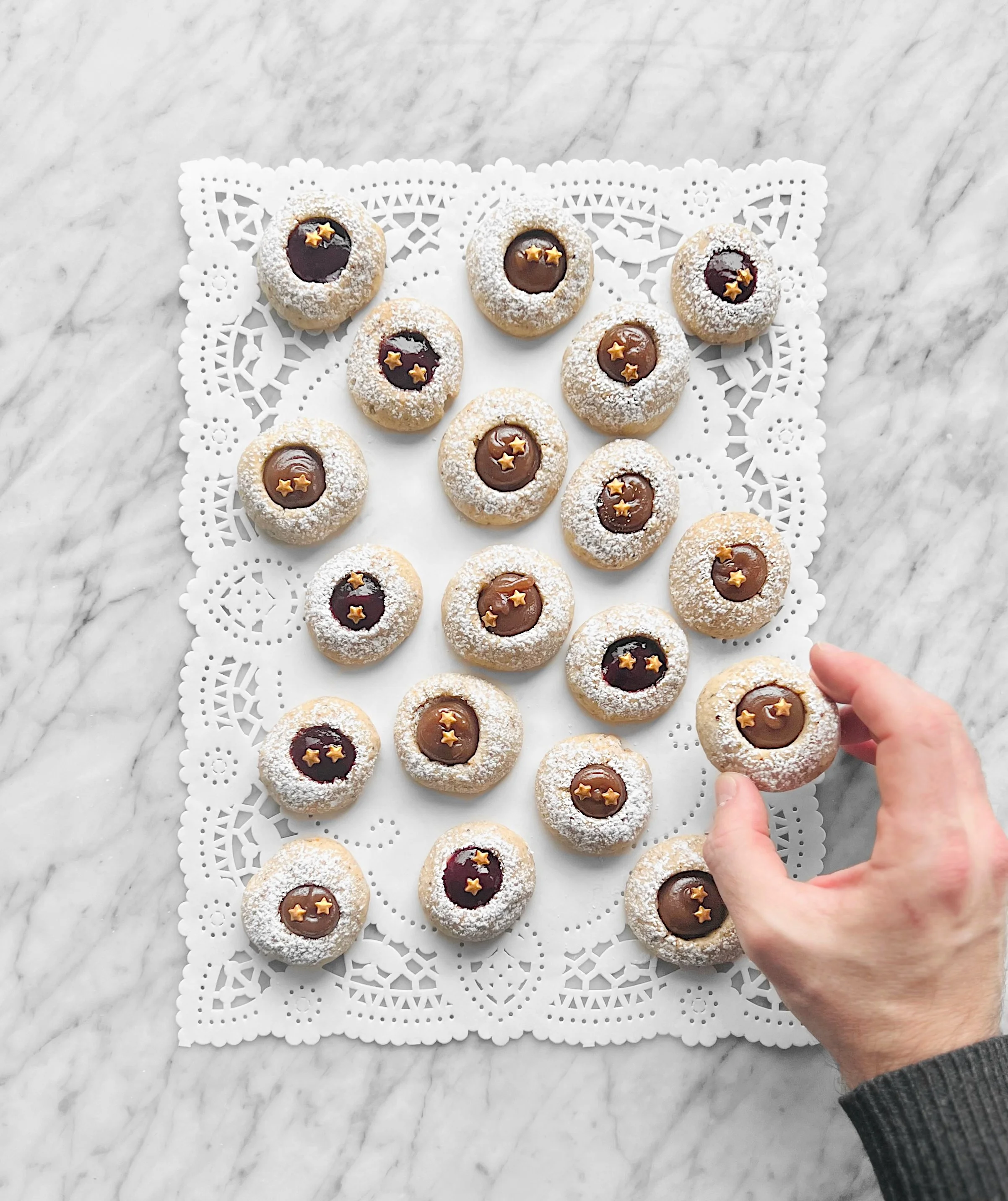 Biscuits «précieux» orange-noisette et crème de marrons