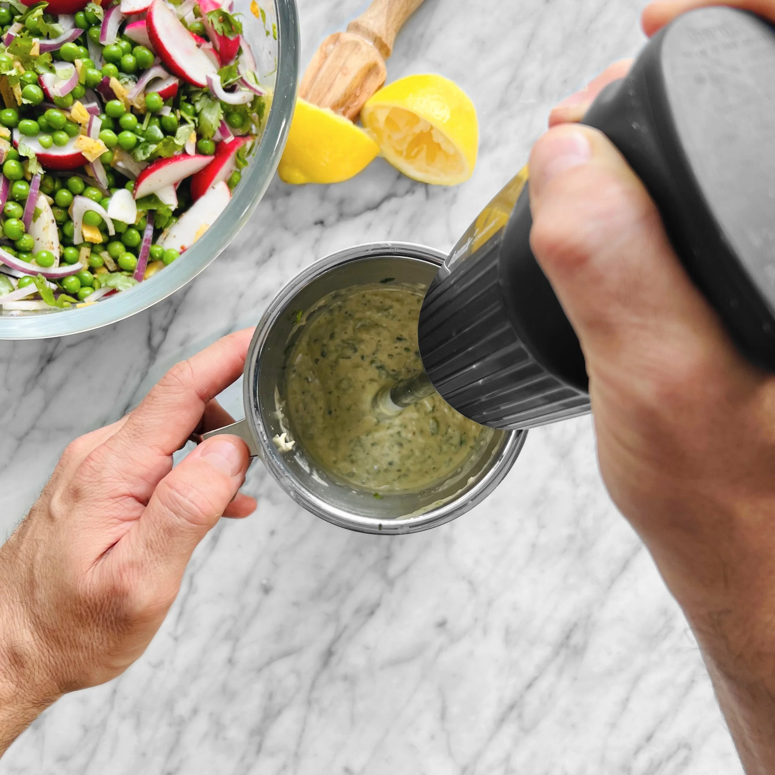 salade-pois-sucrees-hummus-vert-HR-etape2.jpeg
