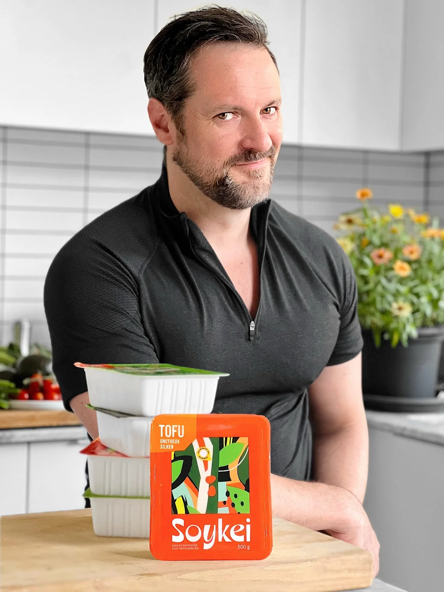 Bonne nouvelle! J&rsquo;ai enfin le bonheur de vous annoncer une nouvelle collaboration qui donnera lieu &agrave; de belles recettes cr&eacute;atives avec @soykei_tofu une entreprise d&rsquo;ici bas&eacute;e &agrave; Sherbrooke! 

En plus de vouloir 