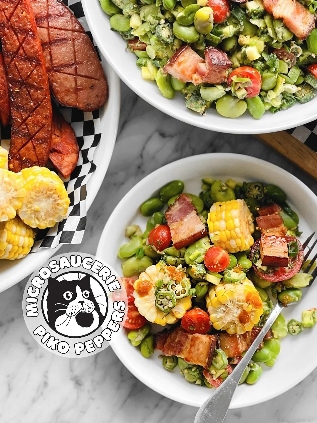 🔥Comme un hommage piquant aux bayous de la Louisianne, @pikopeppers et @jm.cuisine.blog s&rsquo;unissent (pour une 10 fois!) pour vous proposer un festin qui met en valeur la nouvelle sauce piquante BAZOOKAJUN ! 
🔥Pour ceux qui n&rsquo;ont pas peur