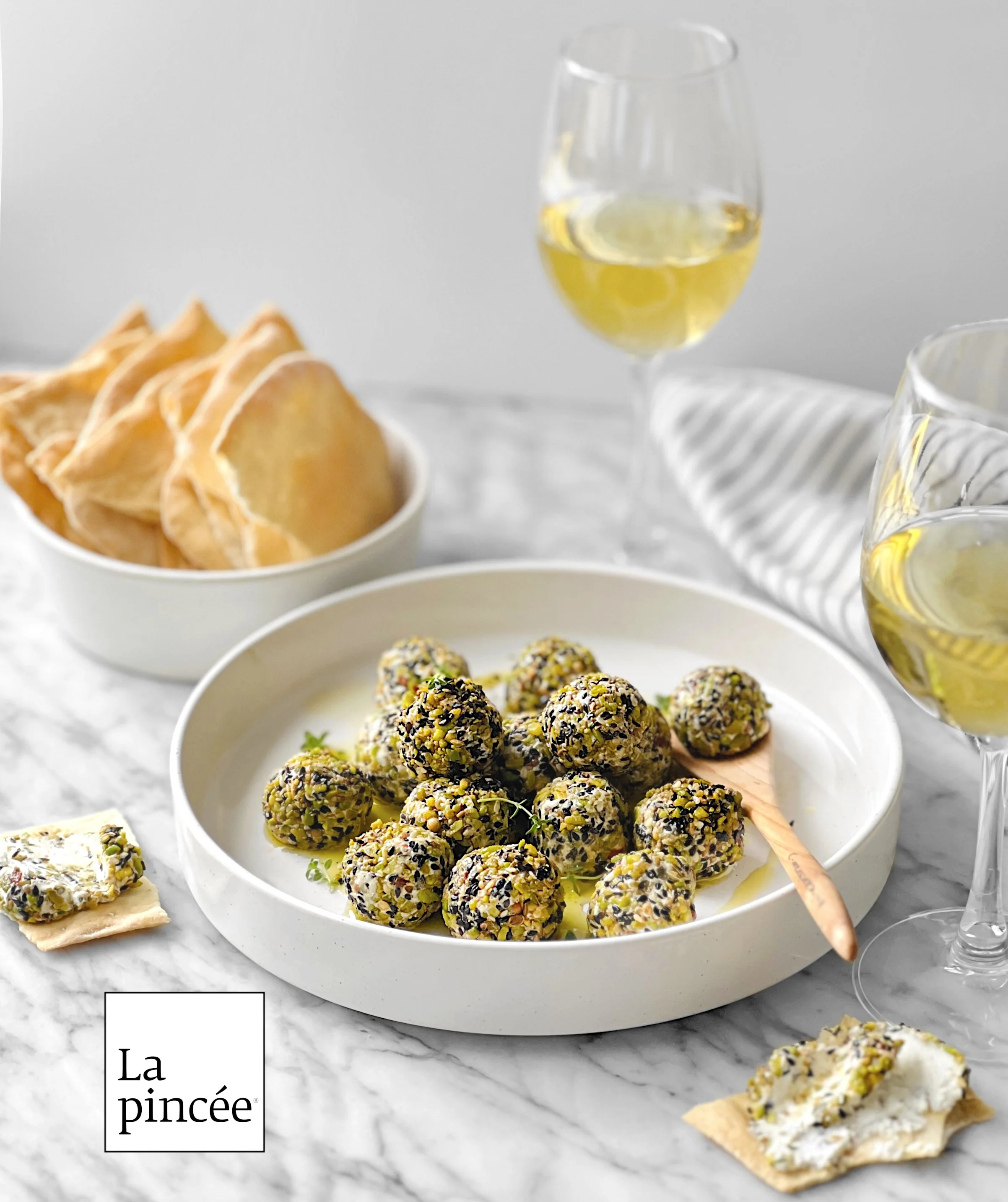 Boulettes de chèvre citronnées et dukkah aux épices fumées