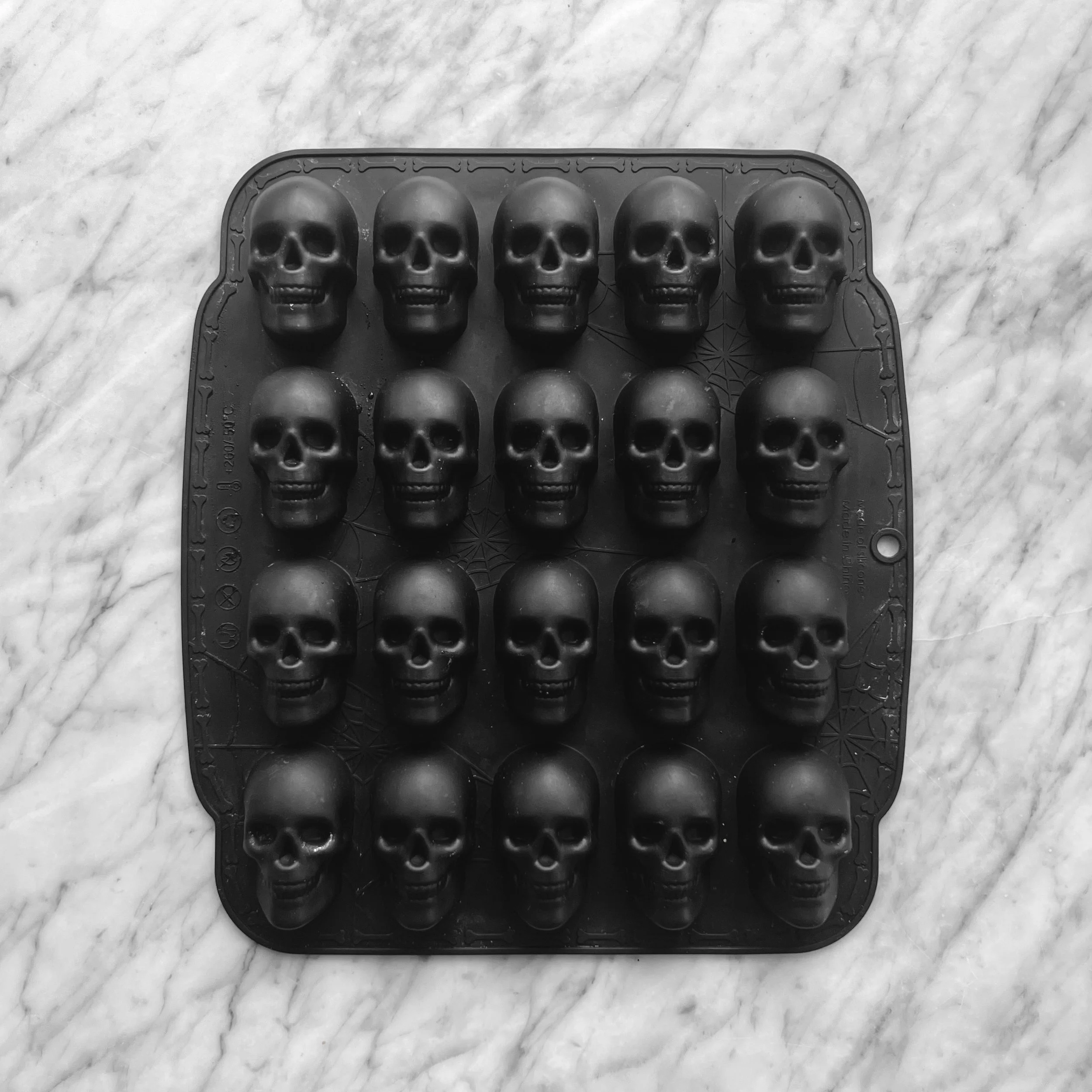 moules-teacakes-squelettes.jpeg