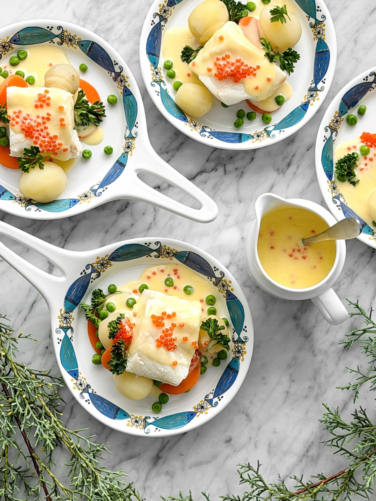 Du poisson pour No&euml;l? Question de rendre hommage aux richesses des eaux cristallines de Norv&egrave;ge, les habitants des c&ocirc;tes norv&eacute;giennes se doivent de r&eacute;server une place centrale a leur &laquo;or blanc&raquo; : la morue. 