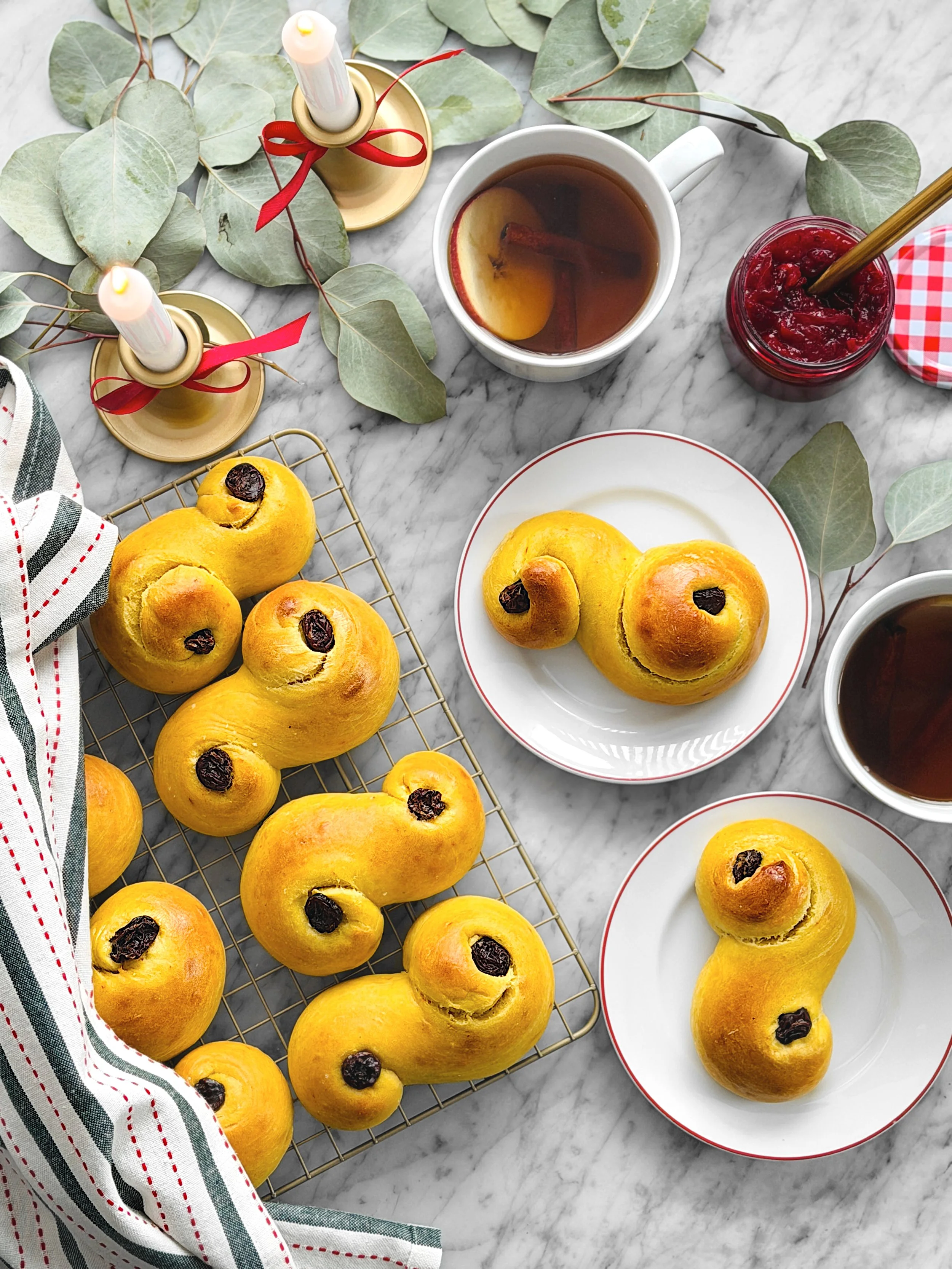 Lussekatter - Brioches safranées de la Sainte-Lucie
