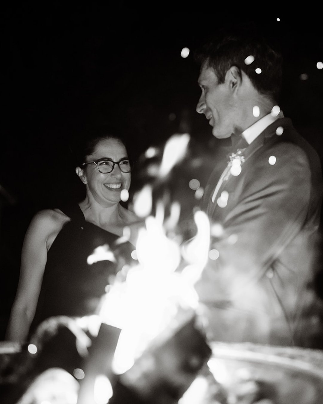 🕯️ Evenings Illuminated by Love
As the sun sets, let the glow of lanterns and the warmth of love light up your celebration at Northview Gardens

@tkmphotographytoronto 

www.northviewgardens.ca

#GardenWedding #OutdoorWeddingVenue #BotanicalWedding 