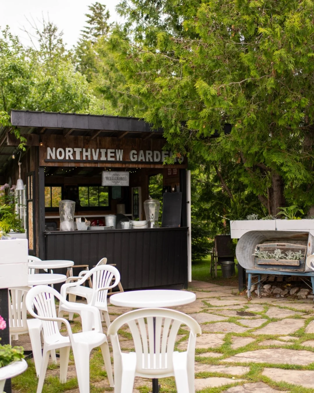 Company Celebrations &ndash; Celebrate company milestones in style. Northview Gardens offers a unique venue for corporate banquets, product launches, or retirements. Host a cocktail hour at our outdoor patio bar and let your team mingle under the sta