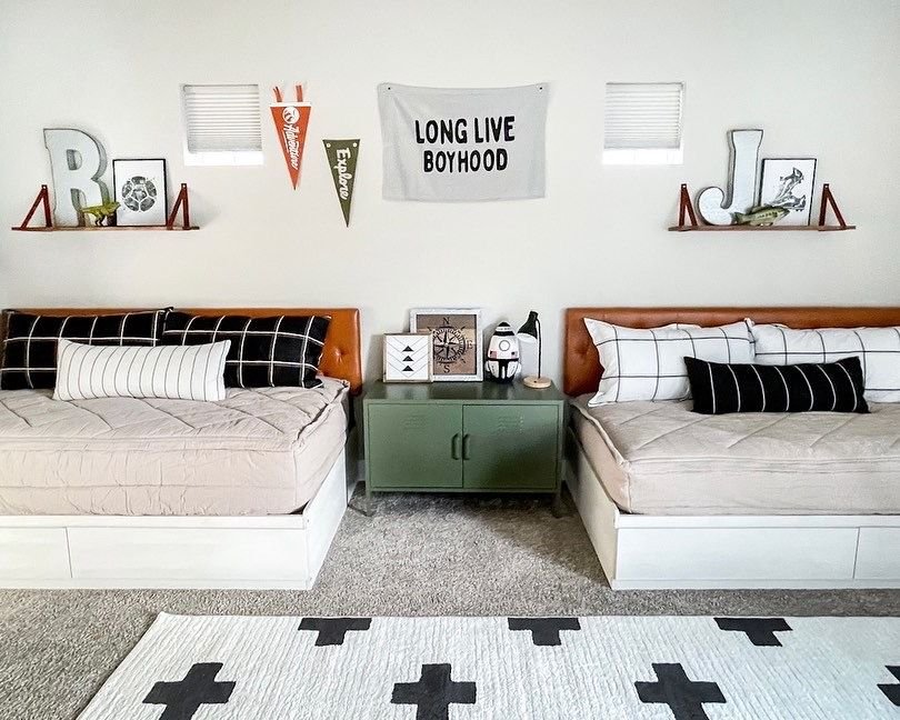 heronboyroom1.1.jpg