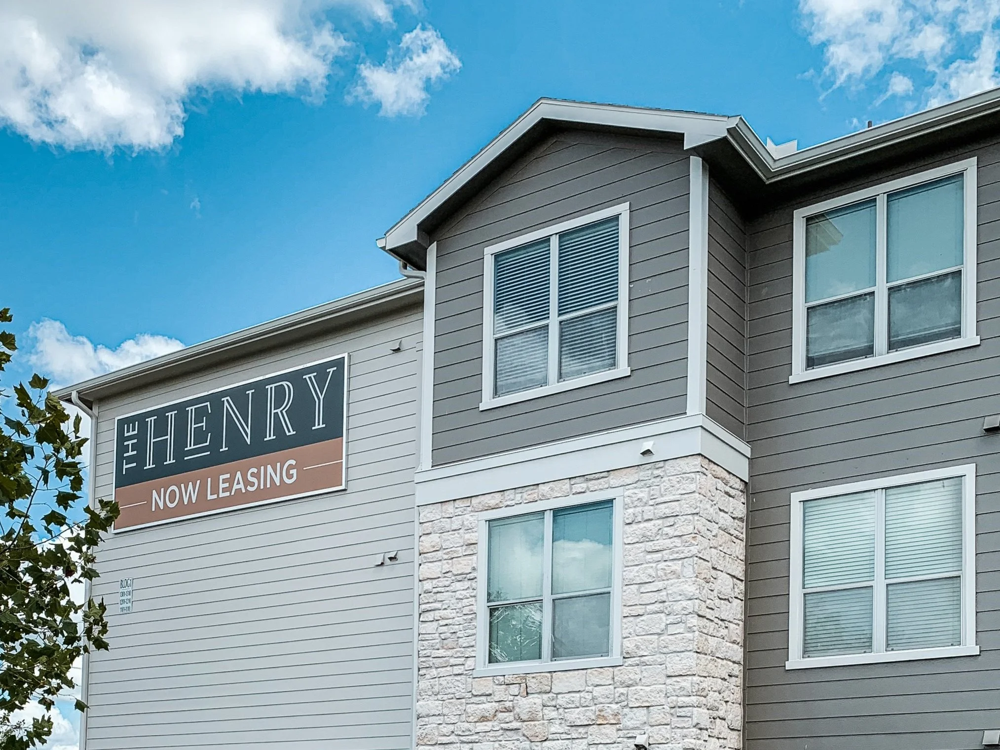 Painting a 228-Unit Apartment Complex 