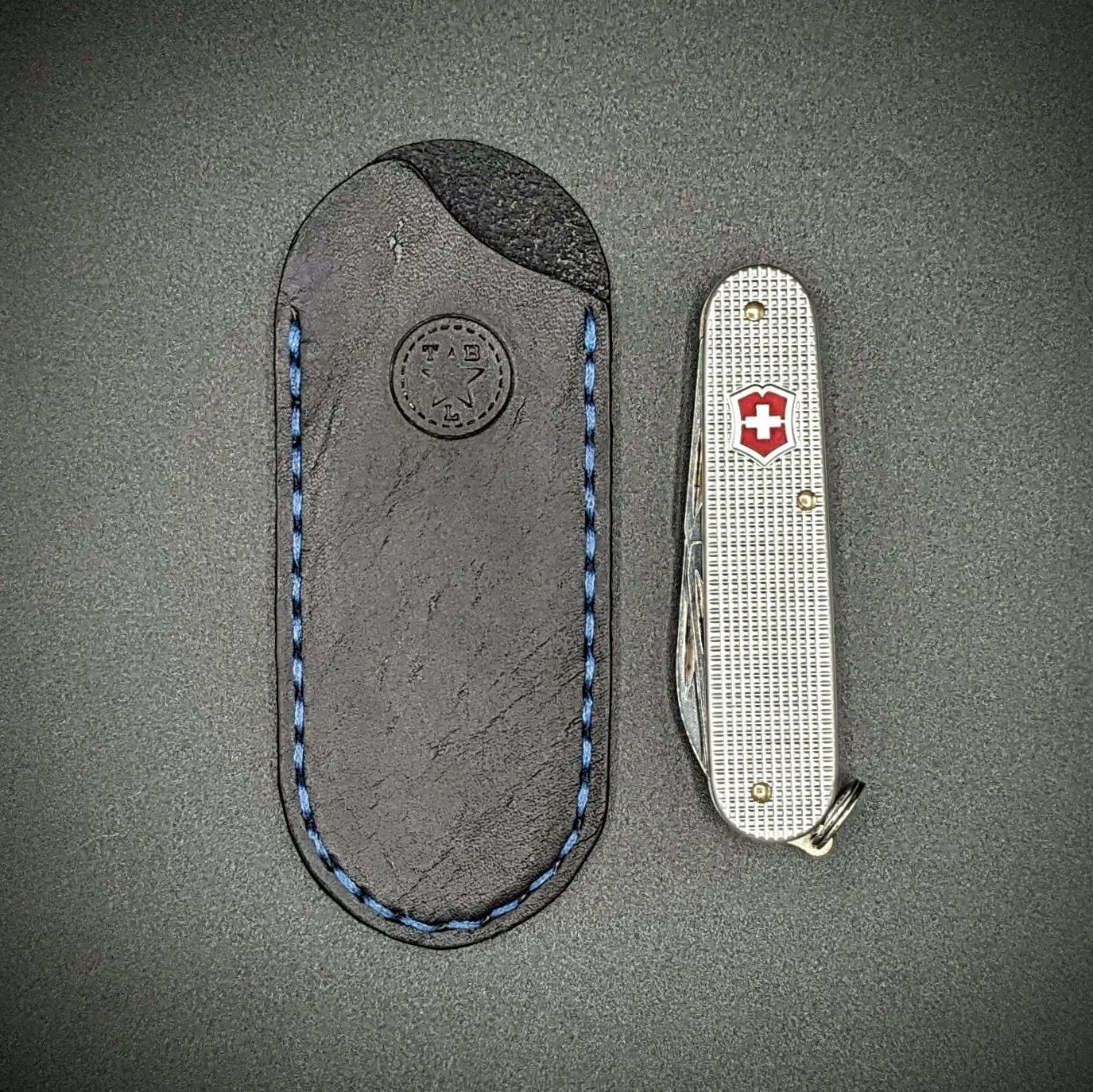 ALPINE_Black1.jpg