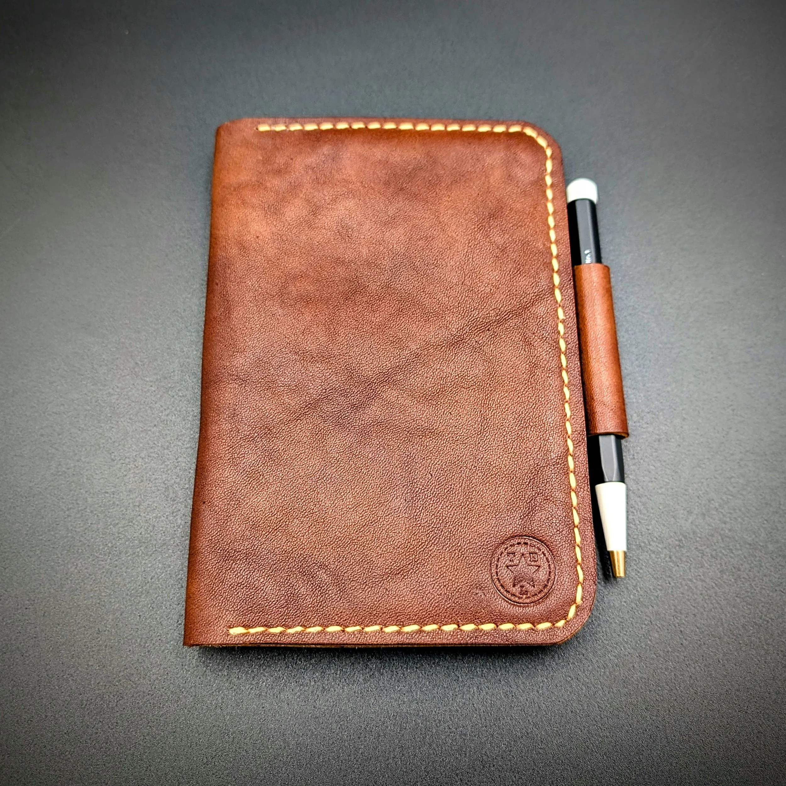FIELDNOTESREGULAR_ItalianBrown2.jpg