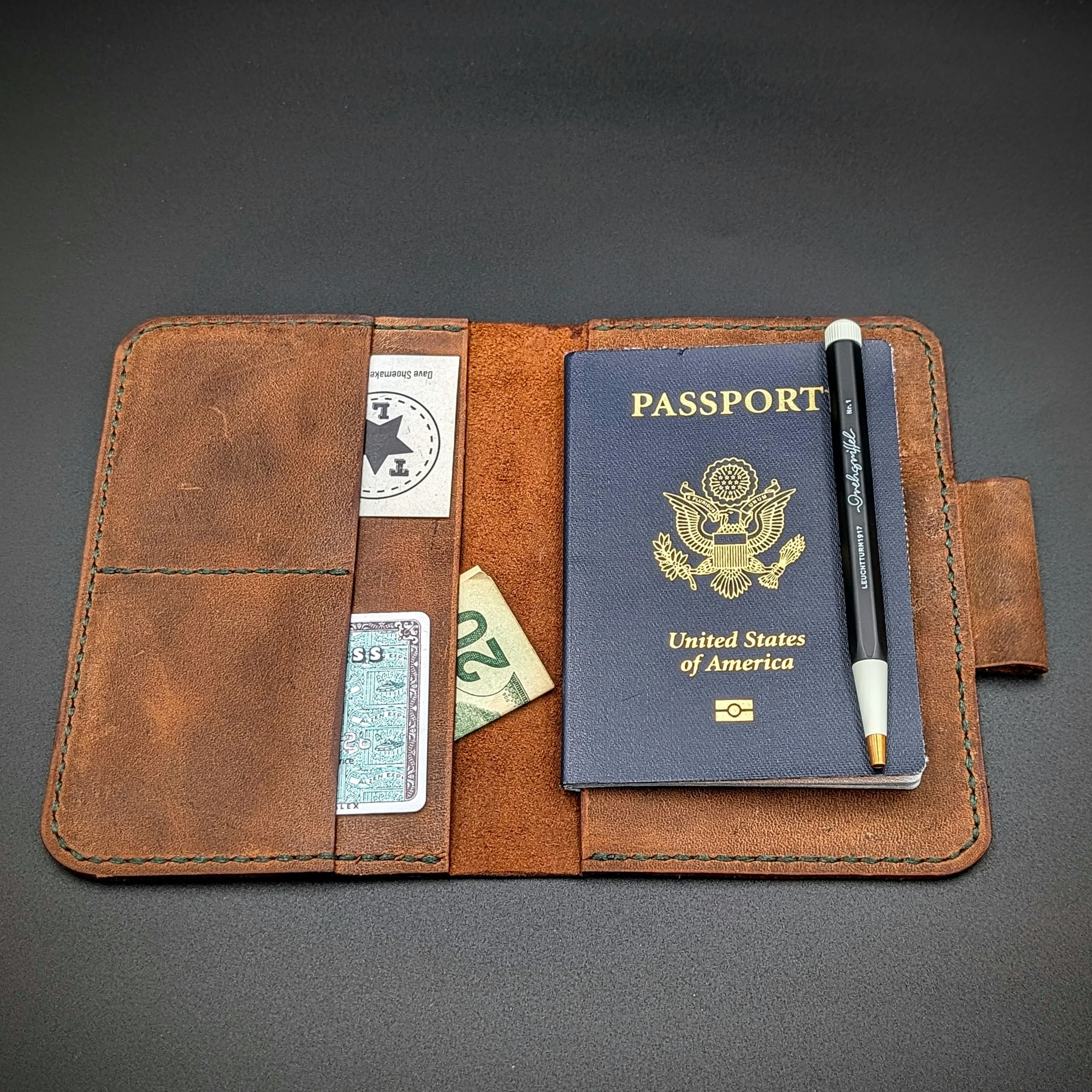 FIELDNOTESREGULAR_RusticBrown4.jpg