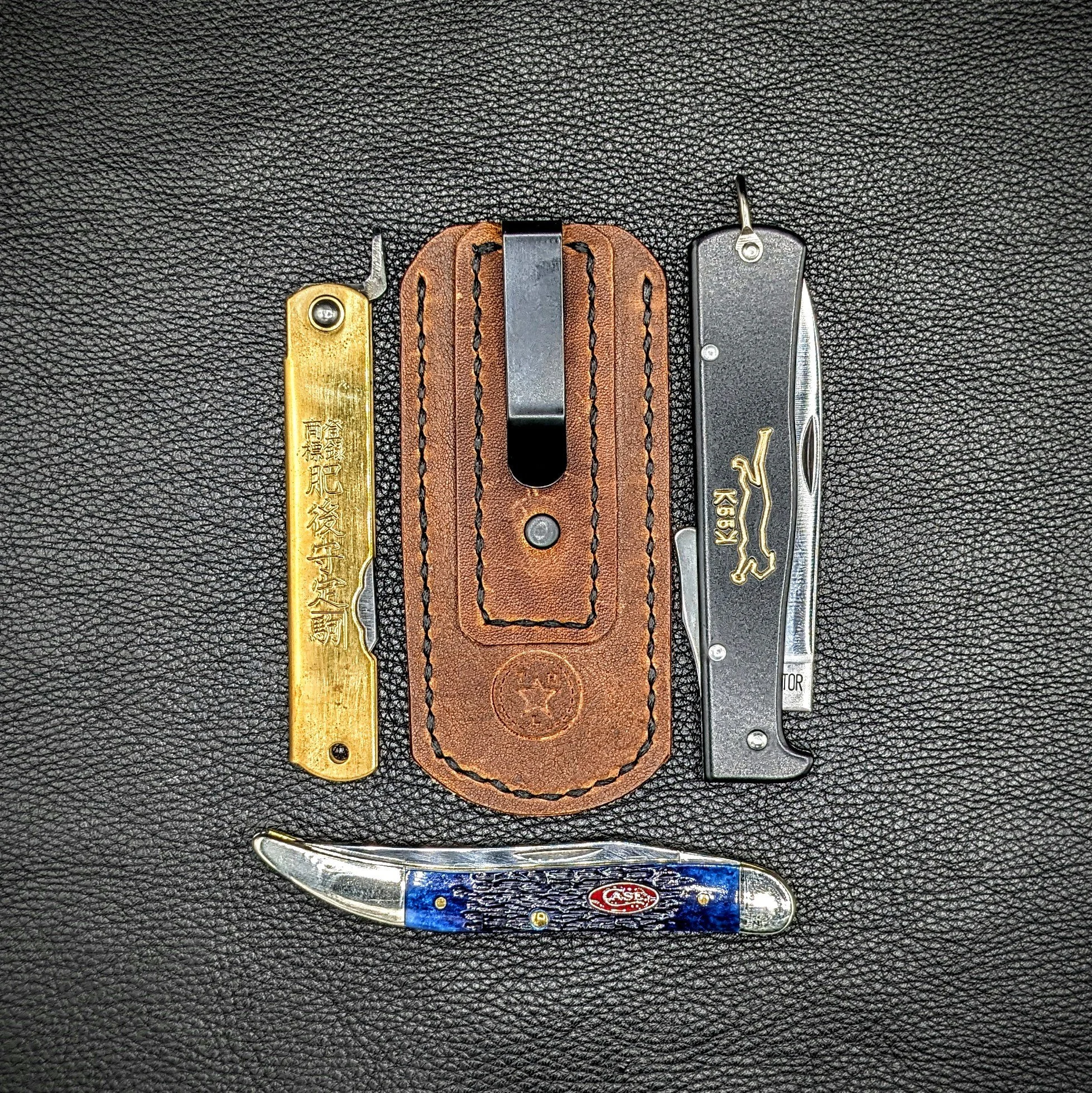 CLIPSLIP-SMALL_ClassicBrown1.jpg