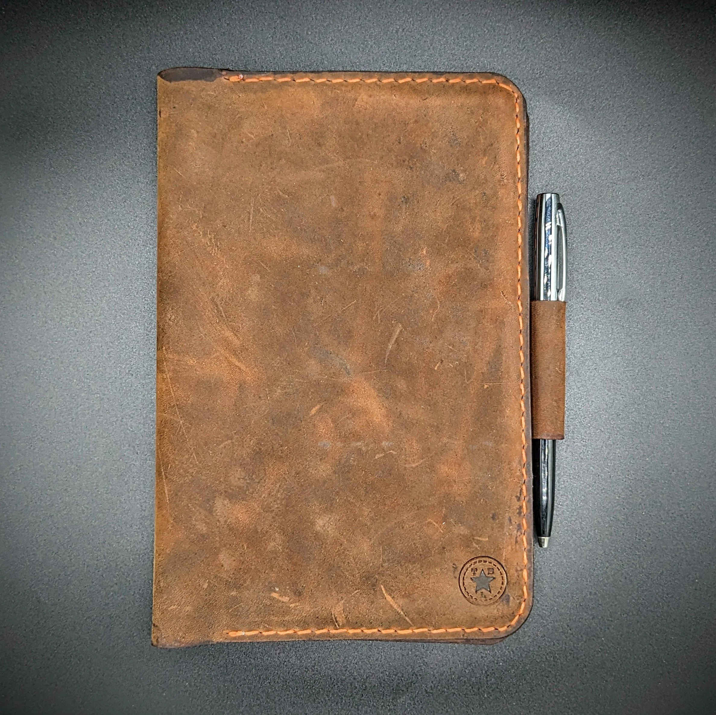 FIELDNOTESLARGE_RusticBrown1.jpg
