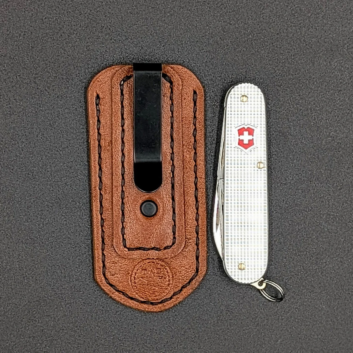 CLIPSLIP-MICRO_WhiskeyBrown3.jpg