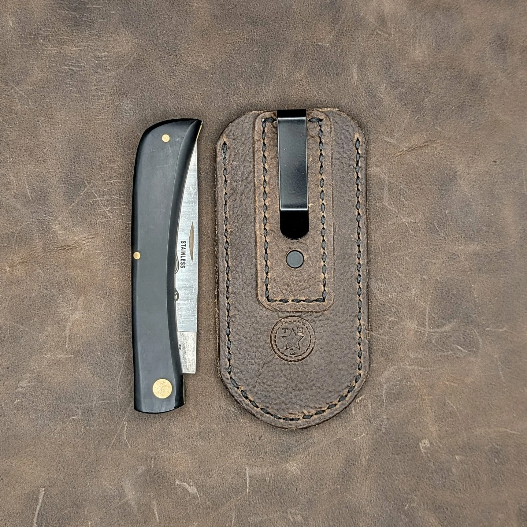 CLIPSLIP-XL_BisonBrown4.jpg