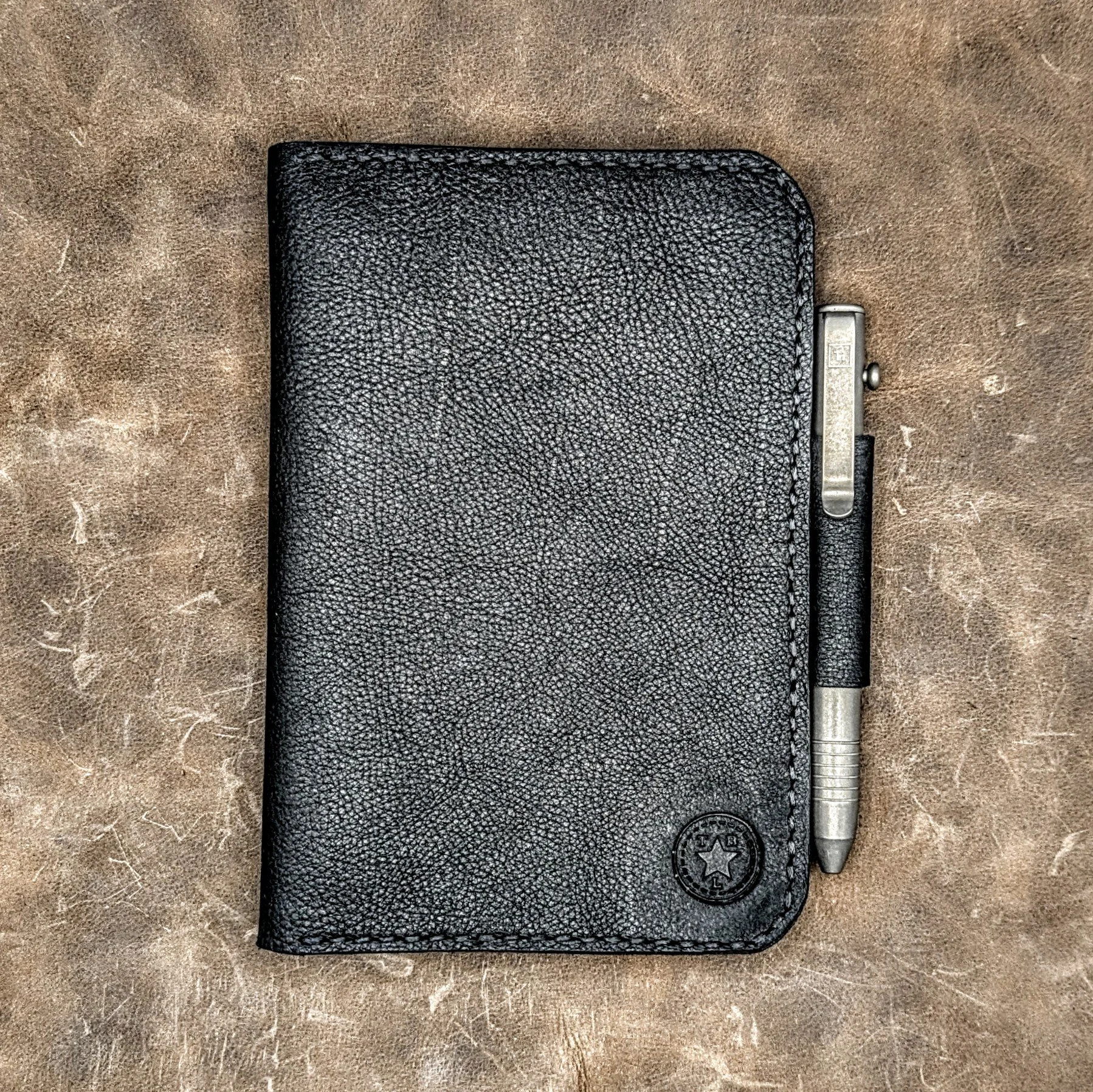 FIELDNOTESREGULAR_Black7.jpg