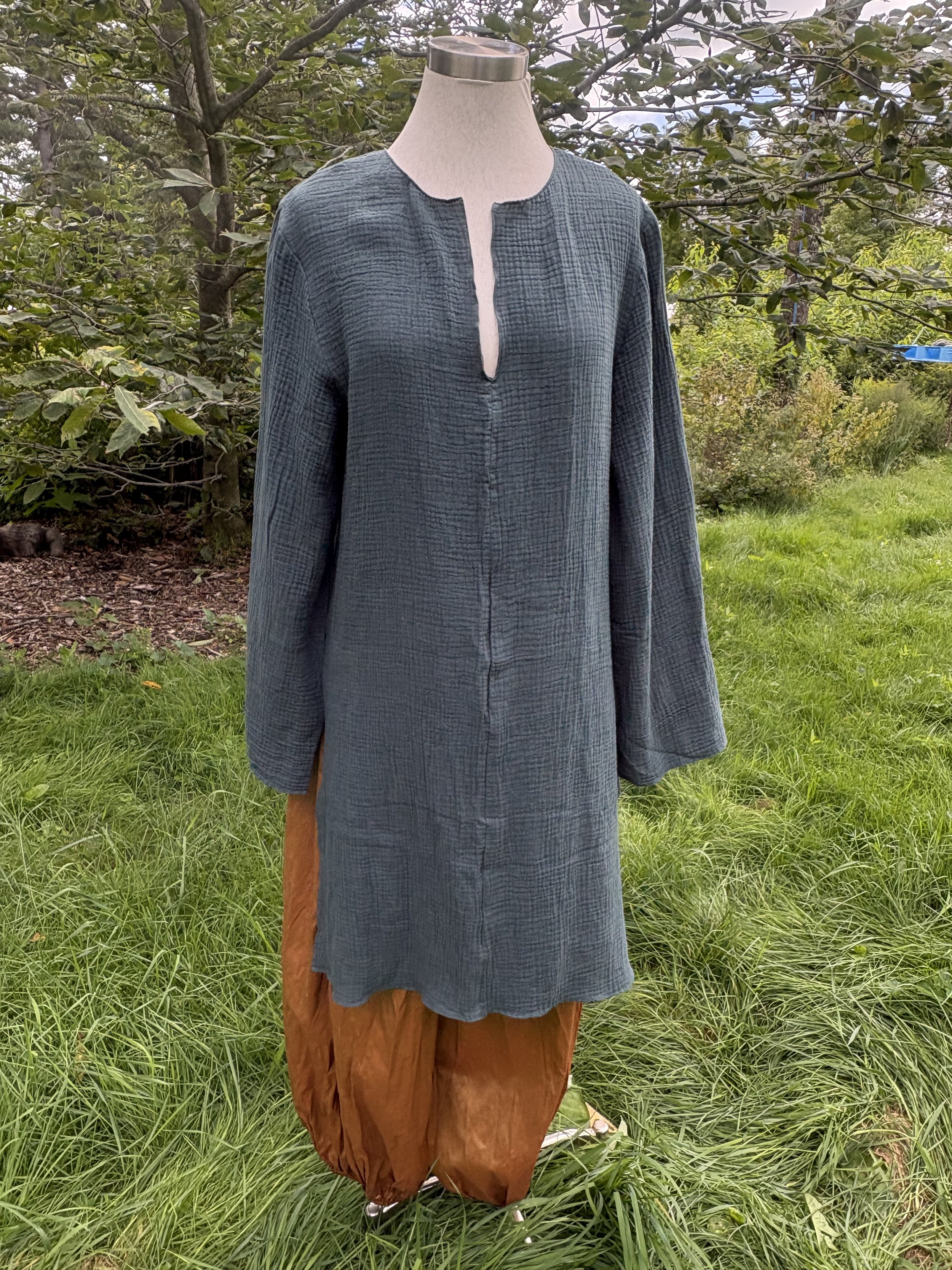IMG_5844.jpeg Caft Dk Grn, Salv Silk Copper.jpeg