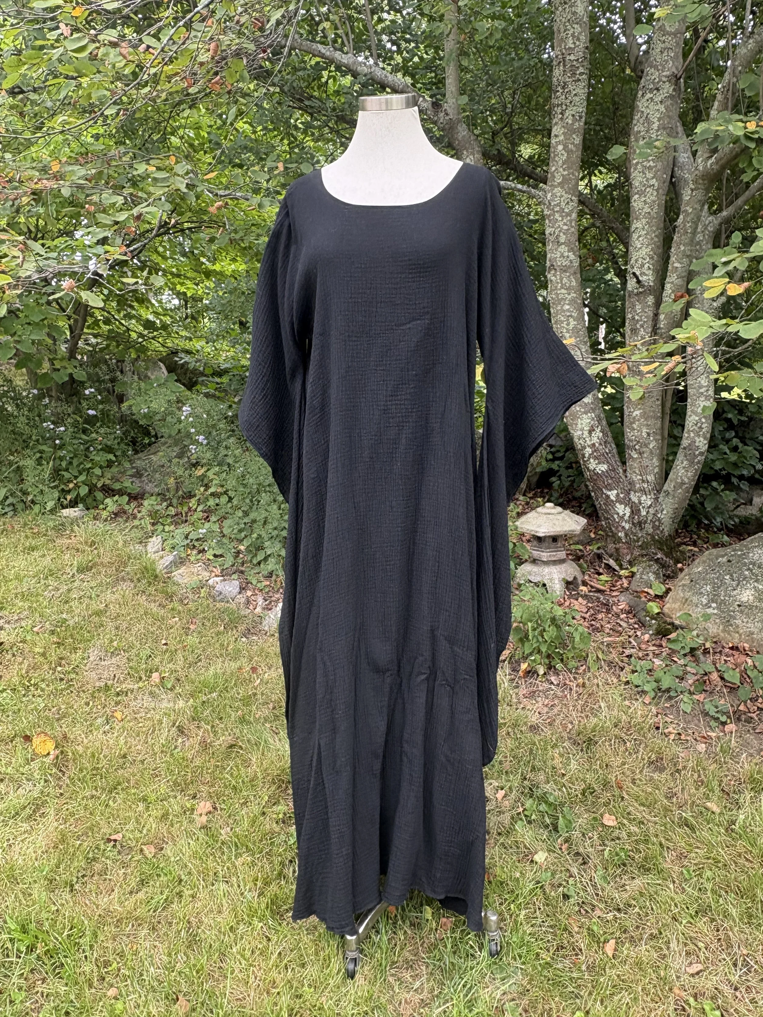 IMG_5949.jpeg Sirocco Gown Black Long Sleeve.jpeg