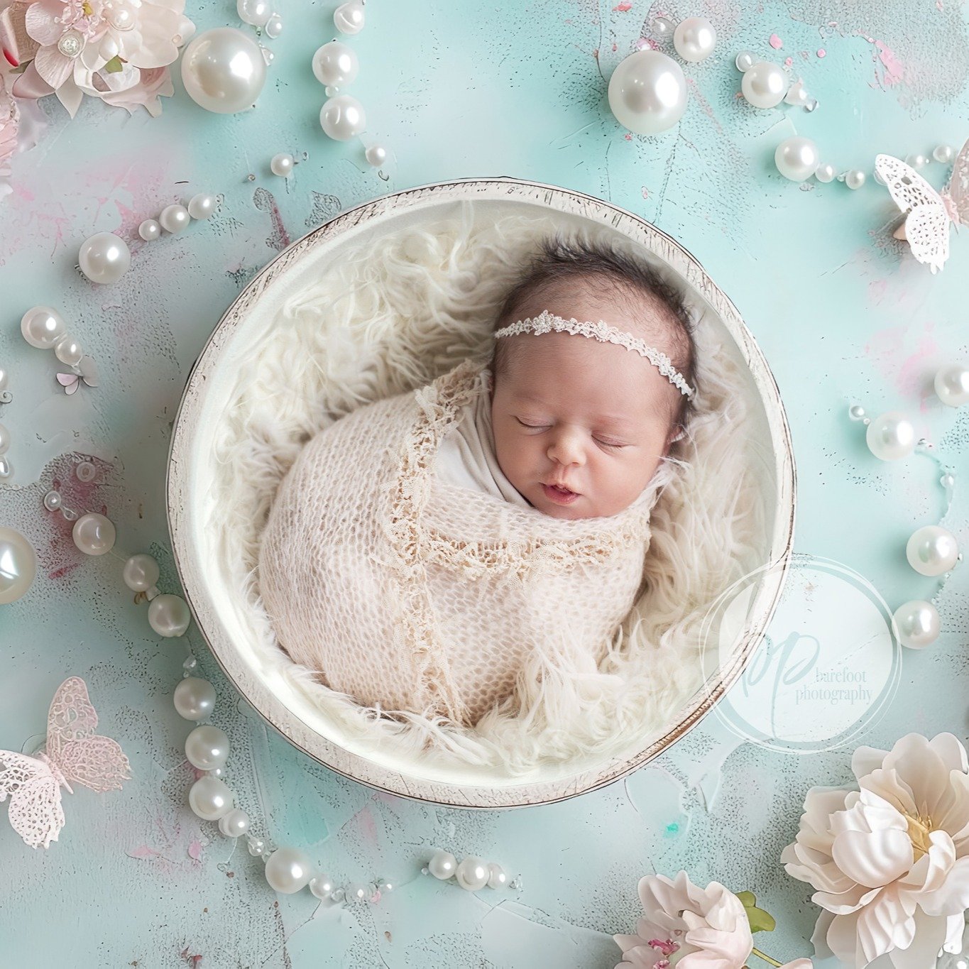 Little Lilah has stolen my heart. My word, she's a beauty! 💞

#sutherlandshirenewbornphotographer&nbsp;#barefootphotography&nbsp;#kareenaprivatehospital&nbsp;#newbornhospitalphotography&nbsp;#newbornphotography