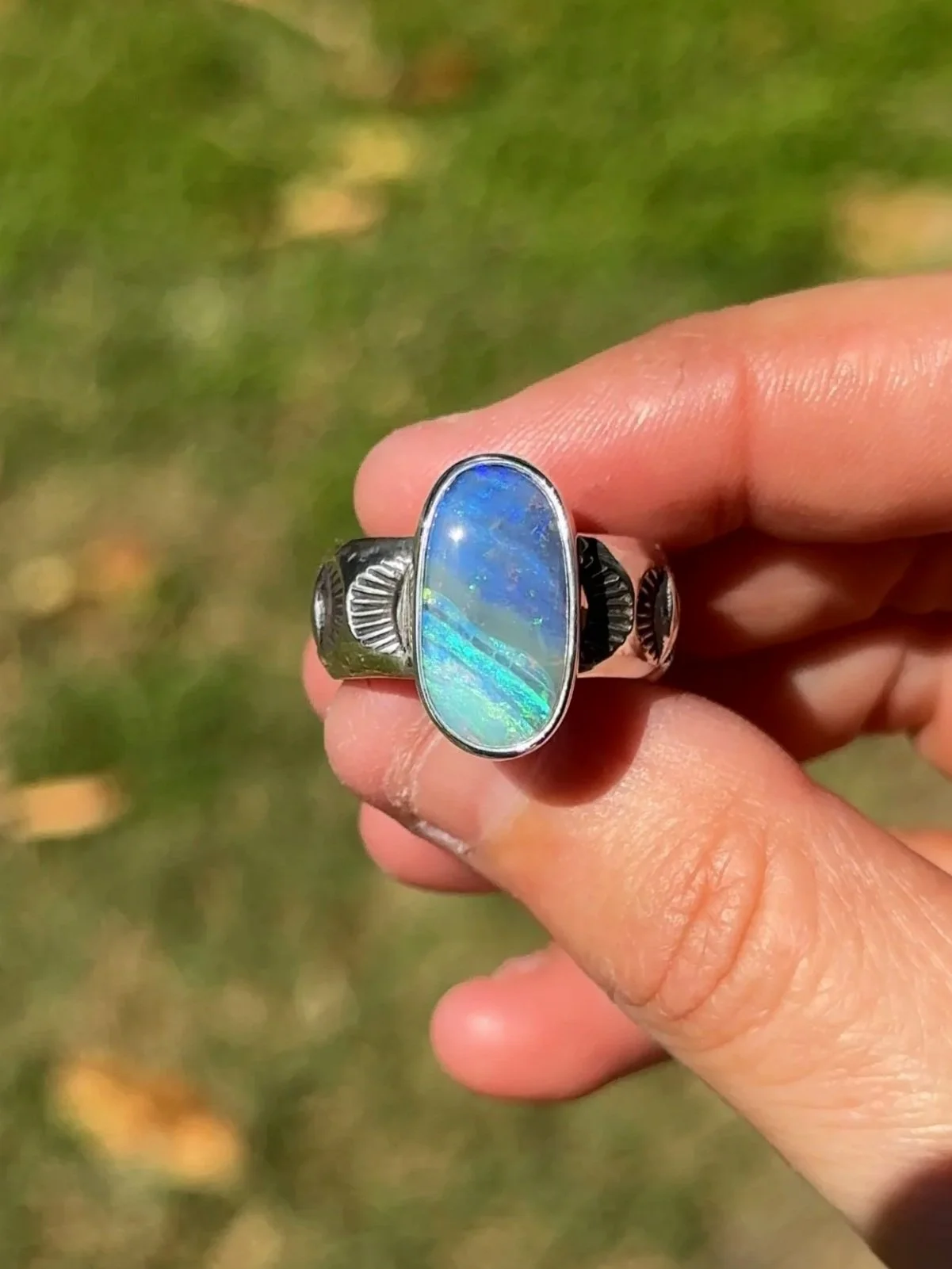 The Nova Ring Sz 8 fitting like 7.5-7.75 (approx 565 USD)