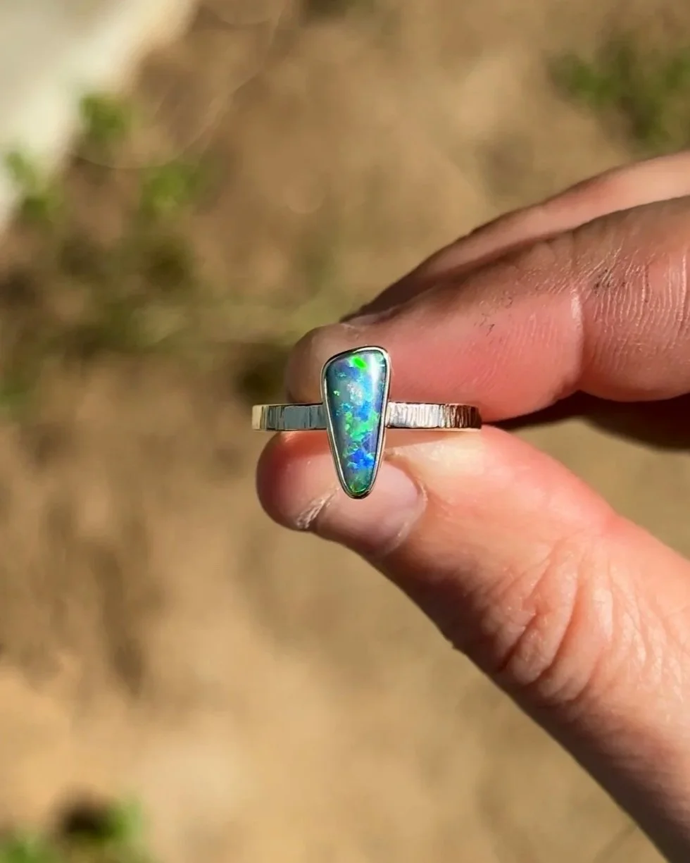 Boulder Opal Ring Sz 5.75 9K GOLD (approx 837 USD)