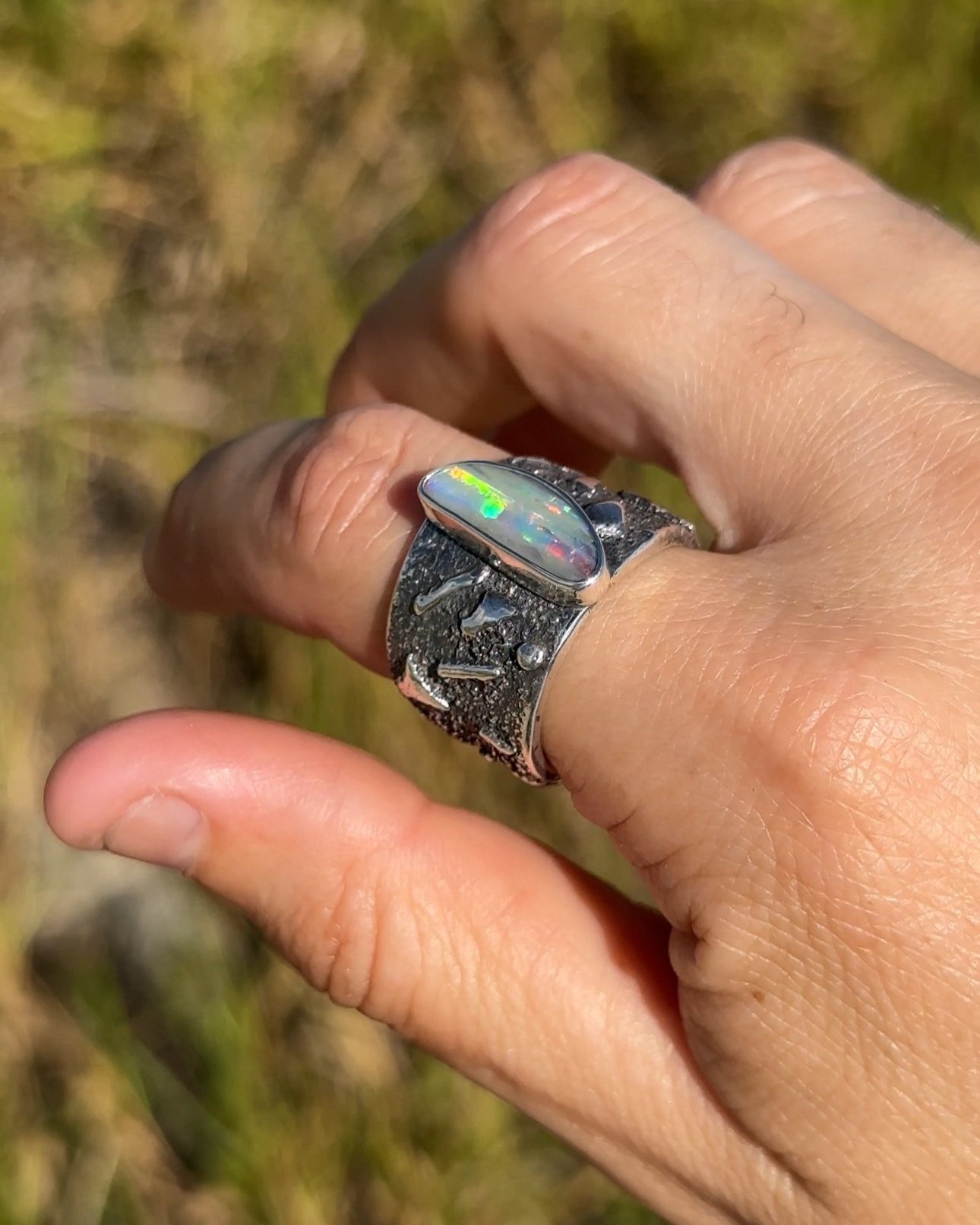 Rainbow-coloured-boulder-opal-2.jpg