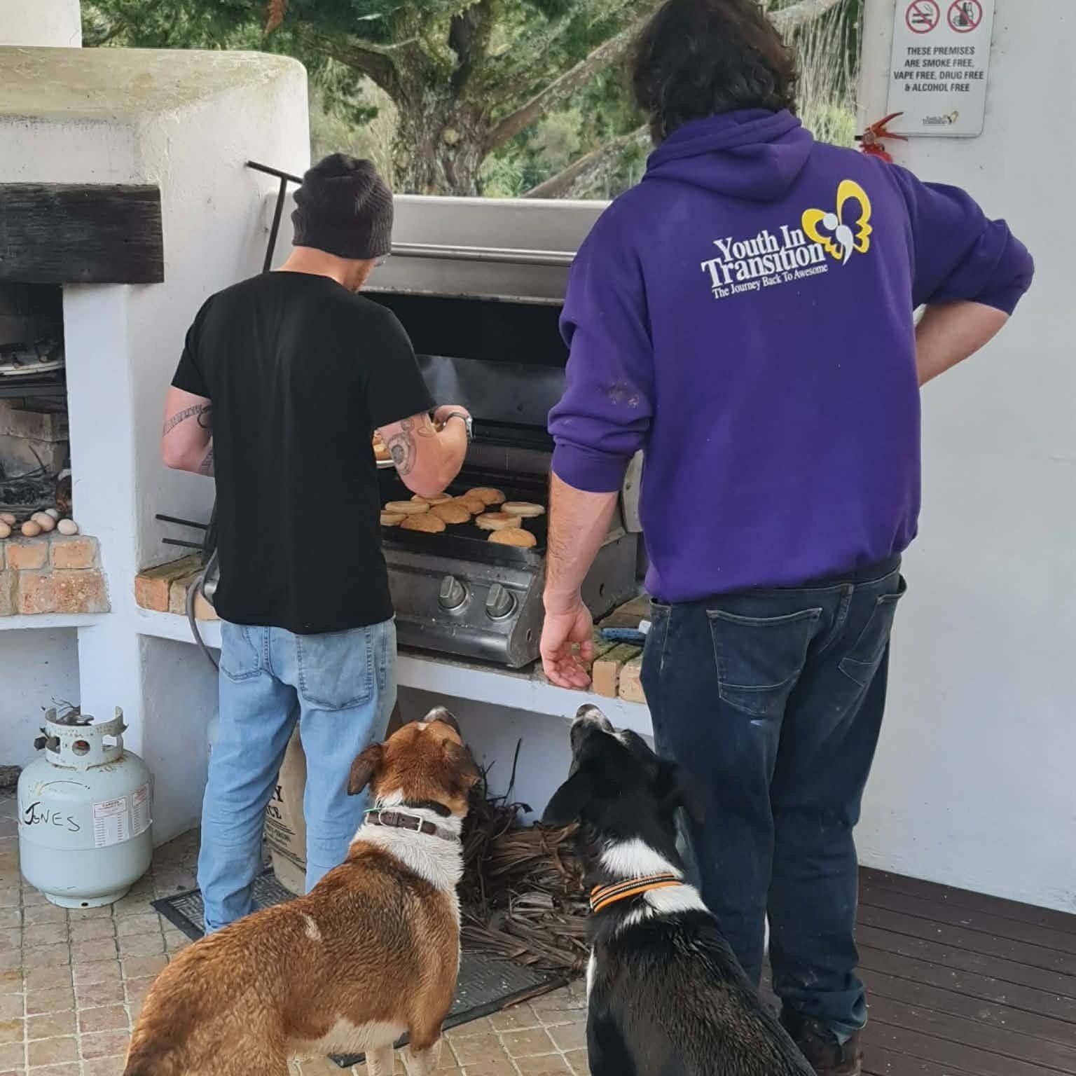 Dogs+and+Dinner8.jpg