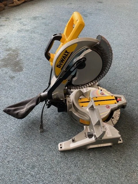 Dewalt Compound Miter Saw
