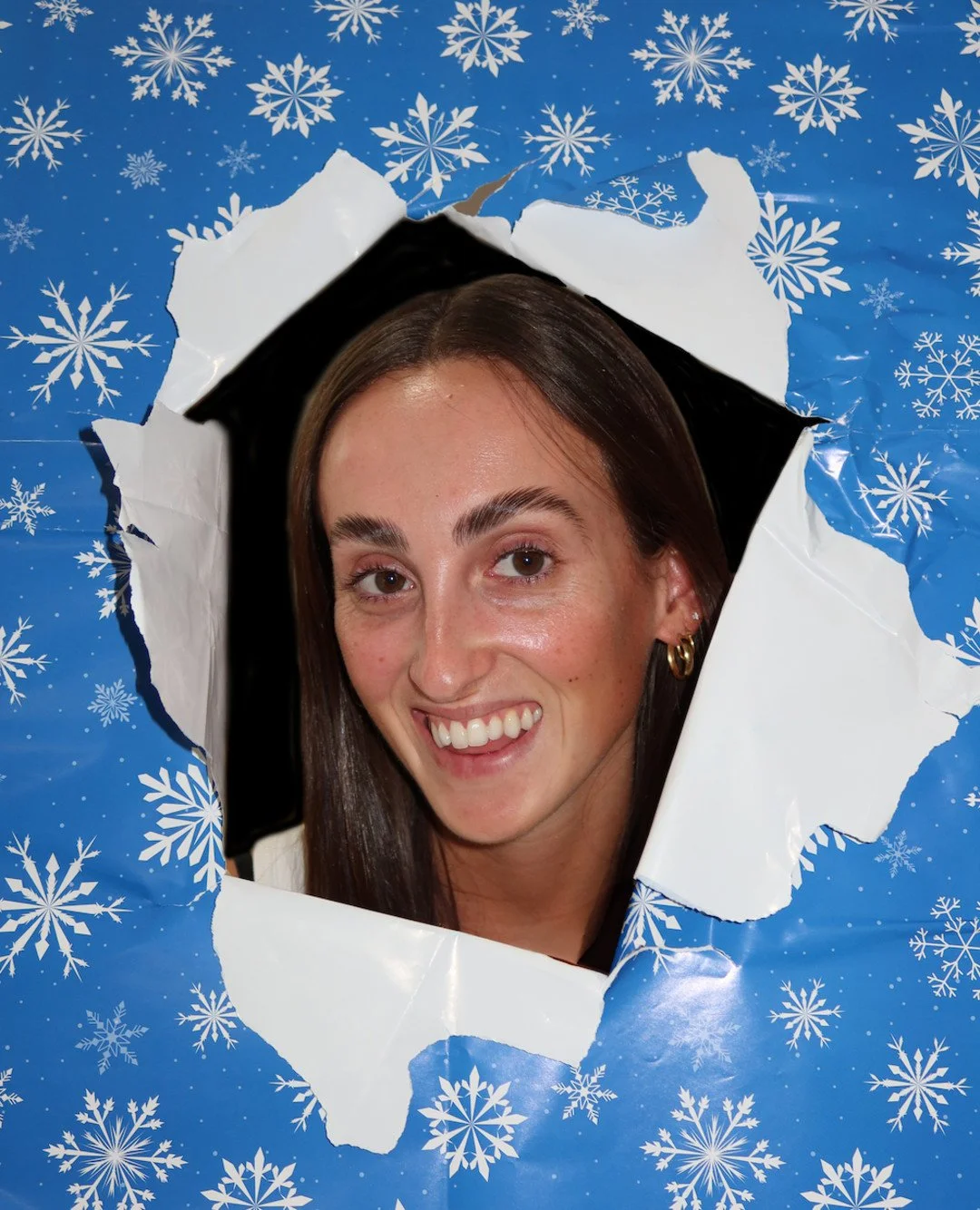 Sometimes, she's carrying the weight of the world. Let her experience weightlessness for once...

A City Cave voucher is the perfect gift for those that need a nudge to lighten the load from time to time. 
.
.
.
#CityCave #Weightlessness #Vouchers