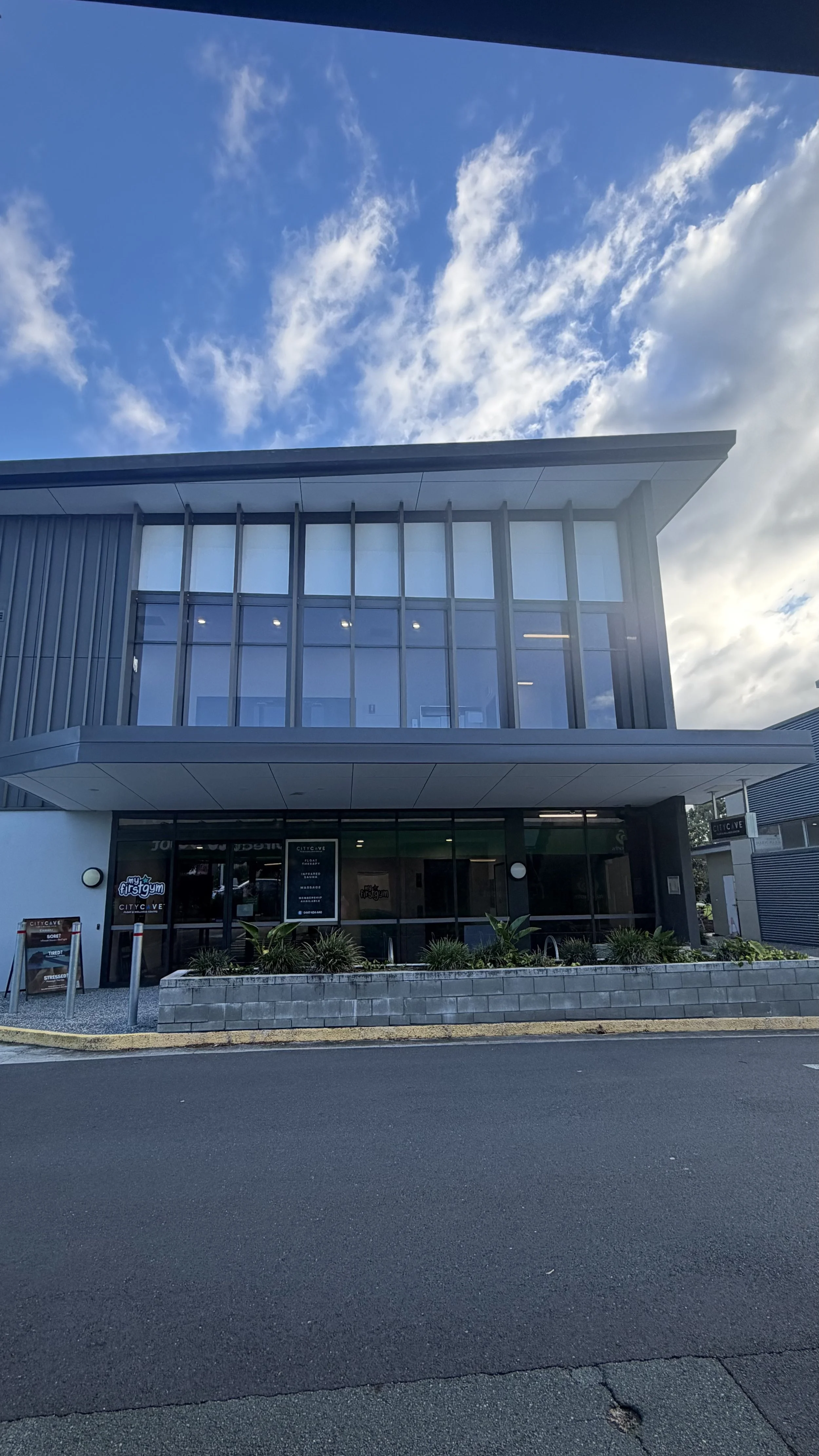 City Cave Coomera
