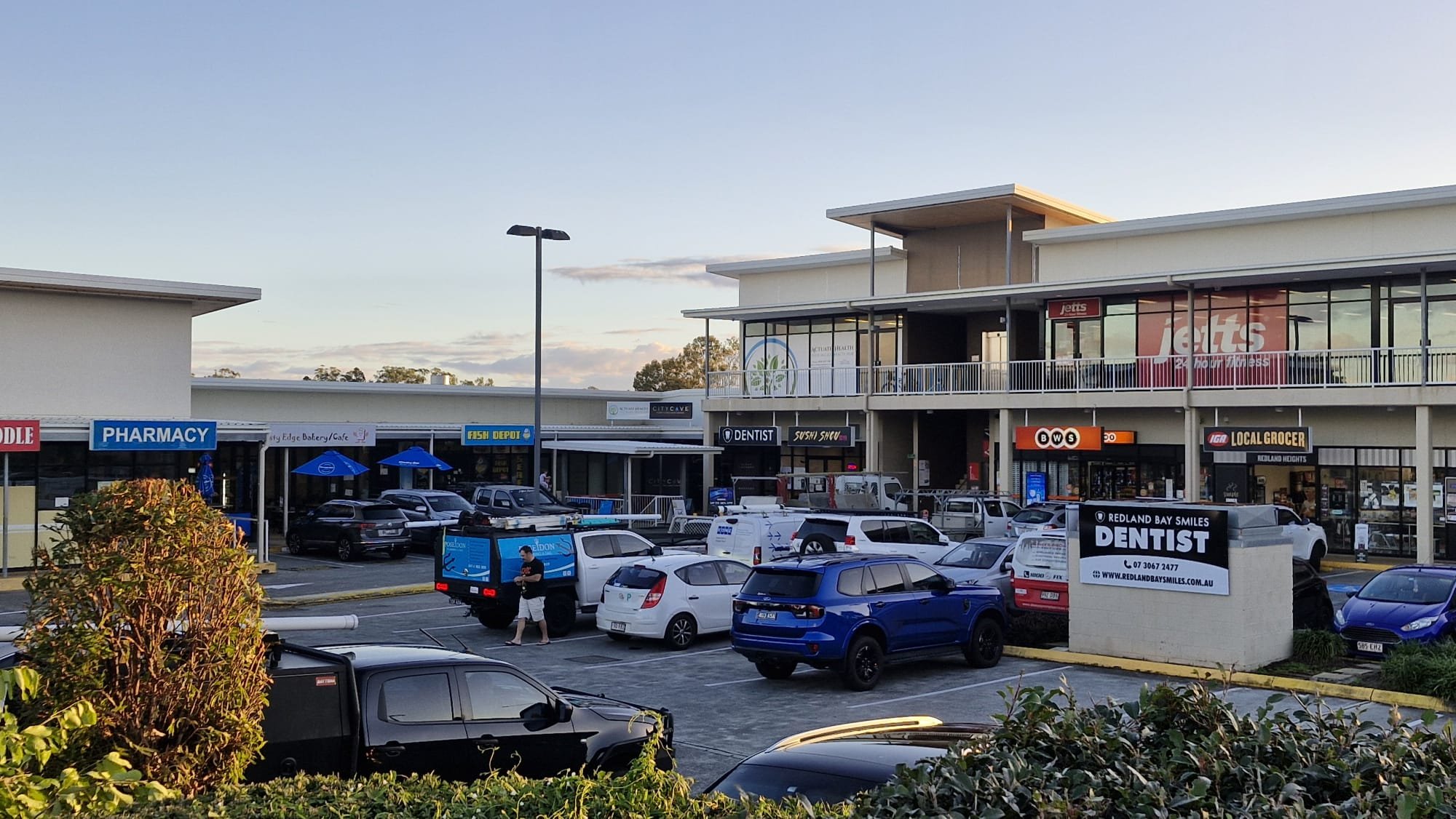Car park for City Cave Redland Bay