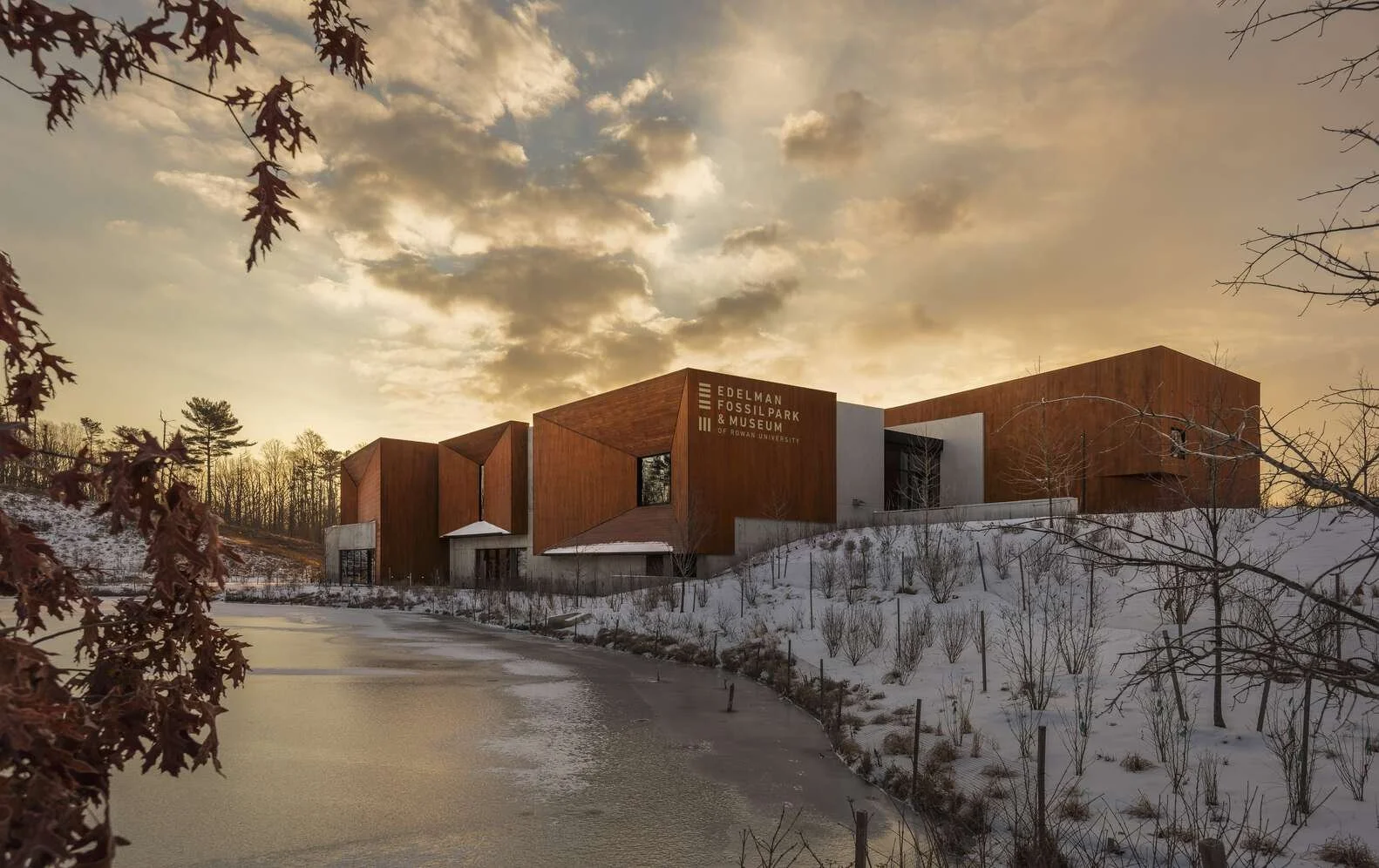 Edelman_Fossil_Park___Museum_1.jpg