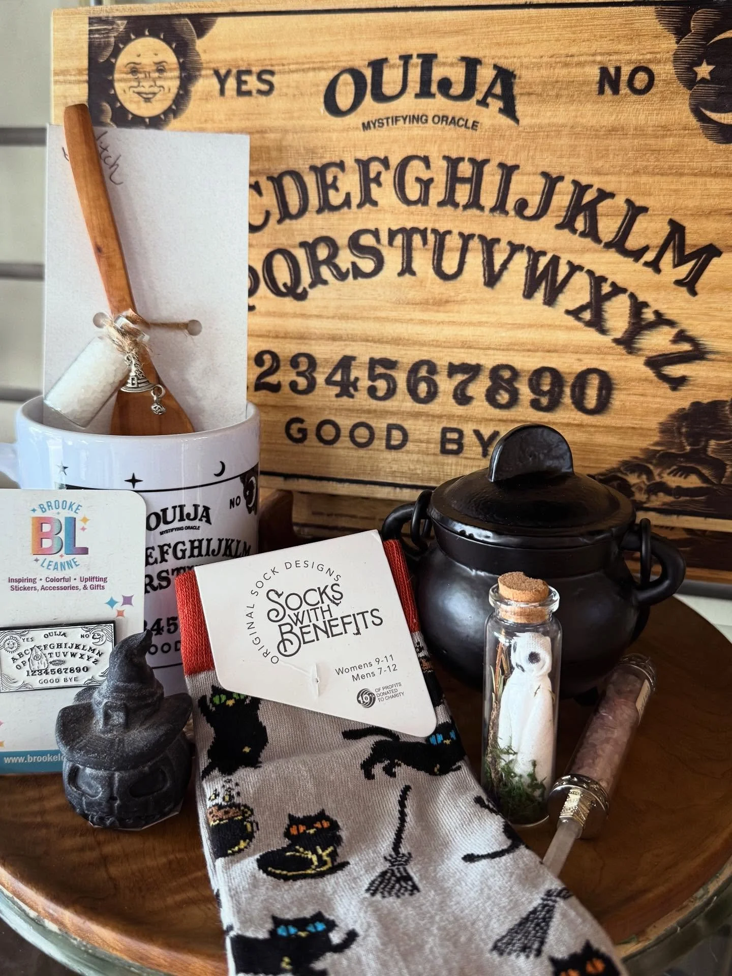 The veil is thin.๐ฏ๏ธCan you feel it? What experiences have you been having? Tell us in the comments.๐๐ป
*
*
#