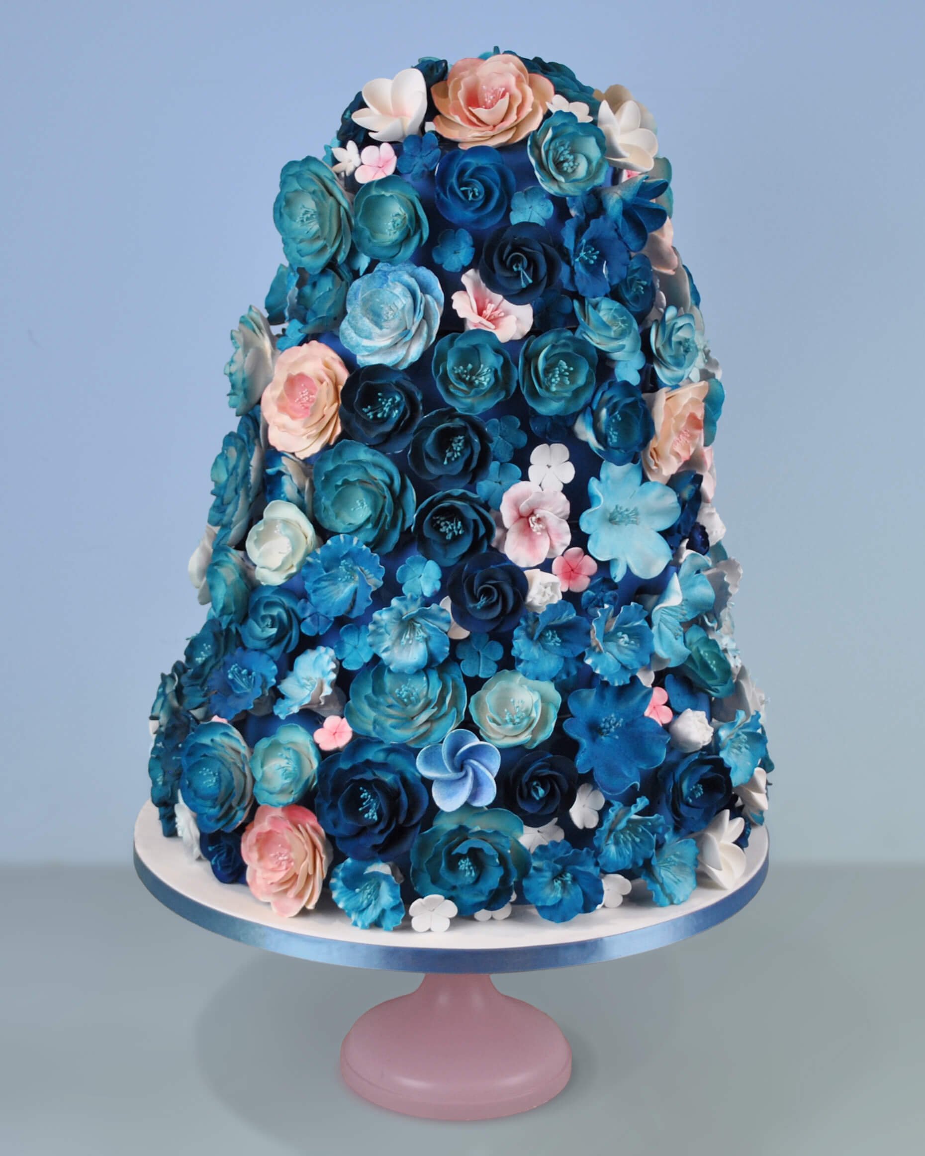 blue_flower_bomb_cake.jpg